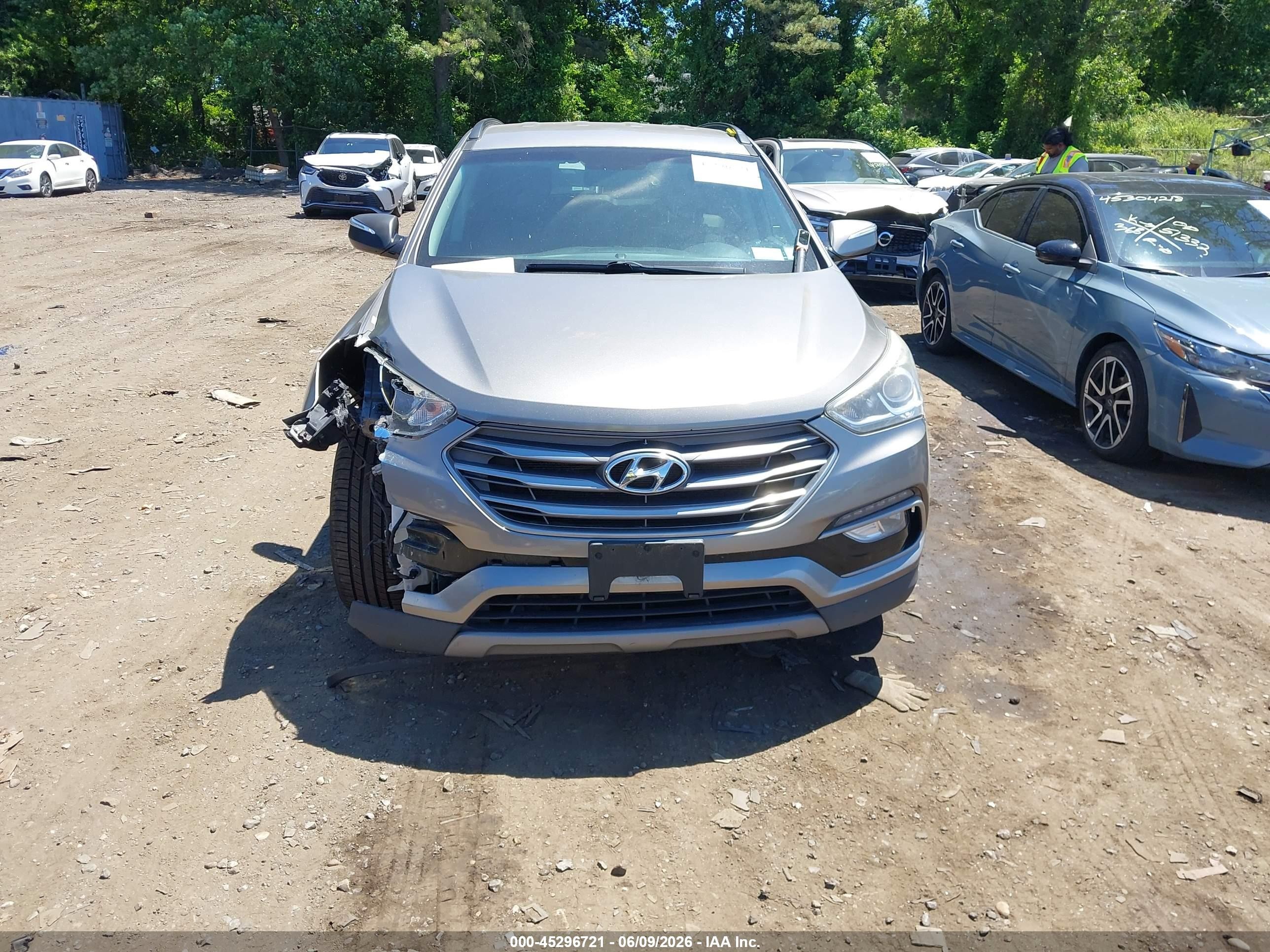 2017 Hyundai Santa Fe Sport 2.4l Pewter vin: 5XYZUDLB1HG389396