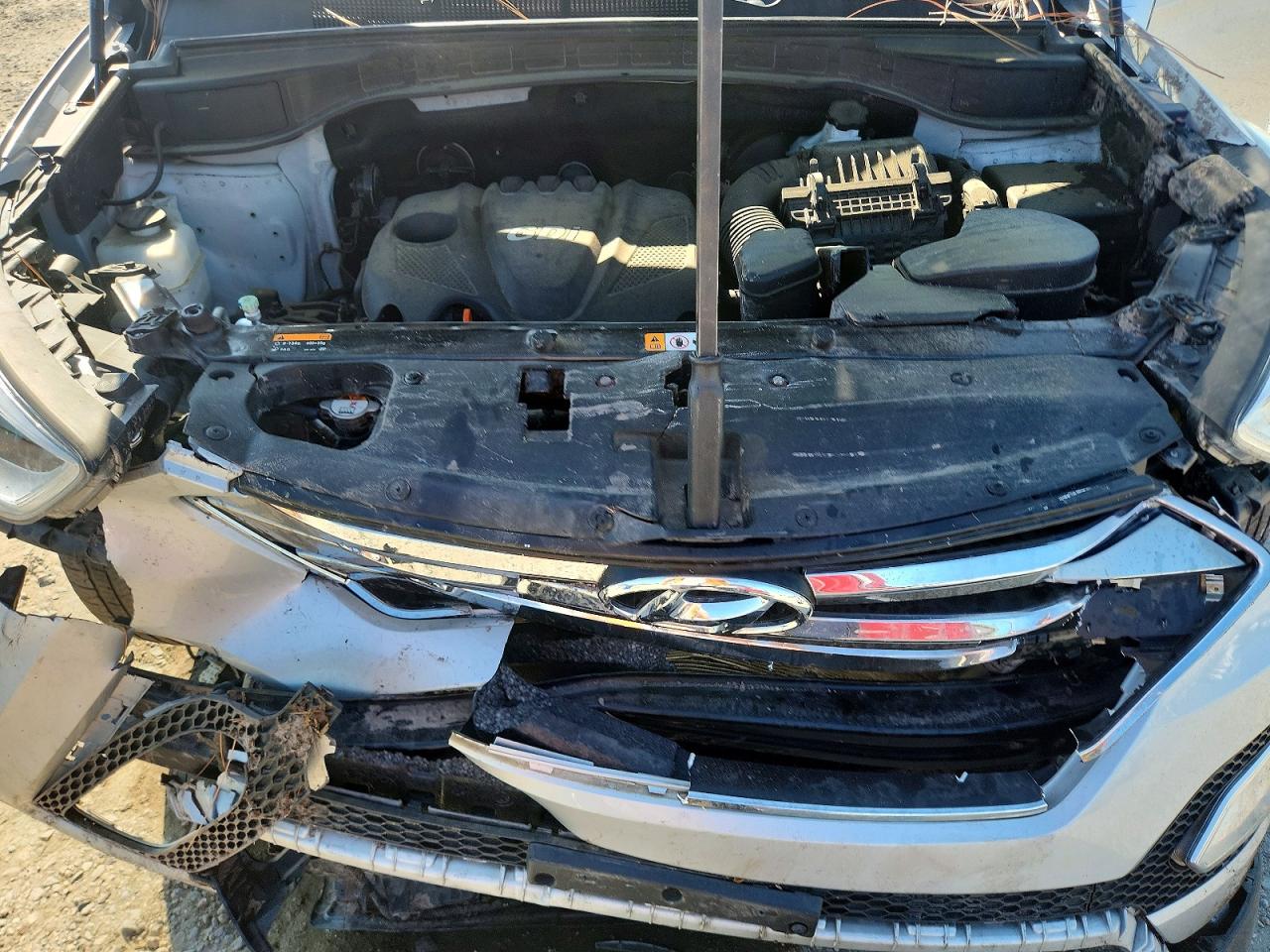 2013 Hyundai Santa Fe Sport 2.4l Silver vin: 5XYZUDLB2DG071409