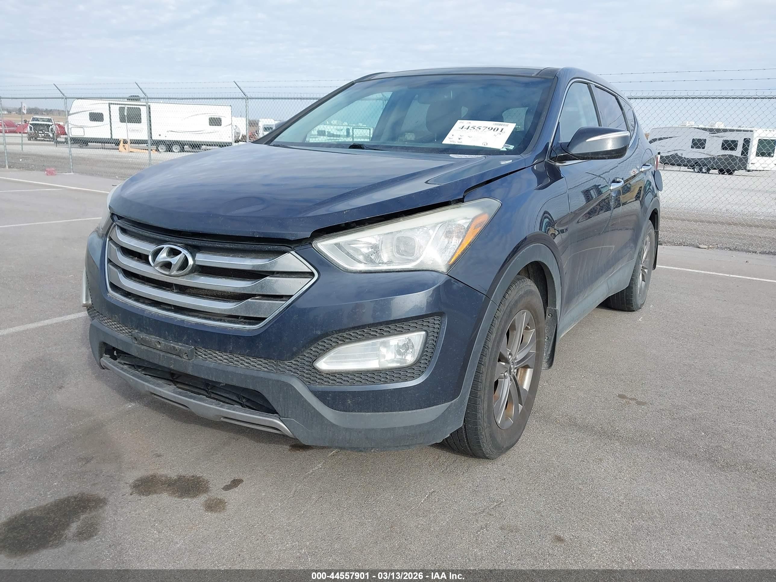 2013 Hyundai Santa Fe Sport Teal vin: 5XYZUDLB2DG094561