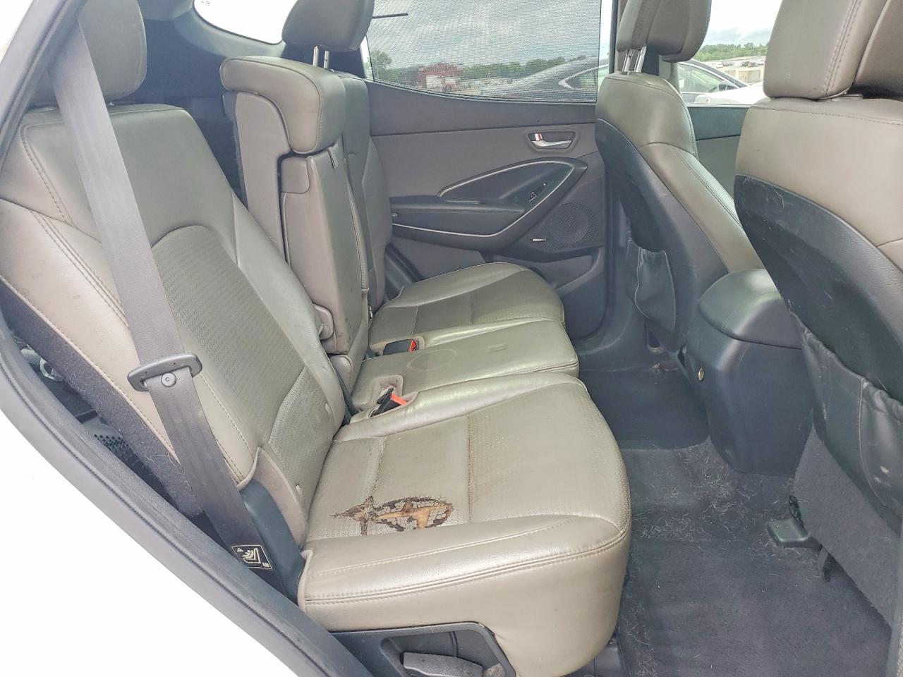 2014 Hyundai Santa Fe Sport 2.4l White vin: 5XYZUDLB2EG130217