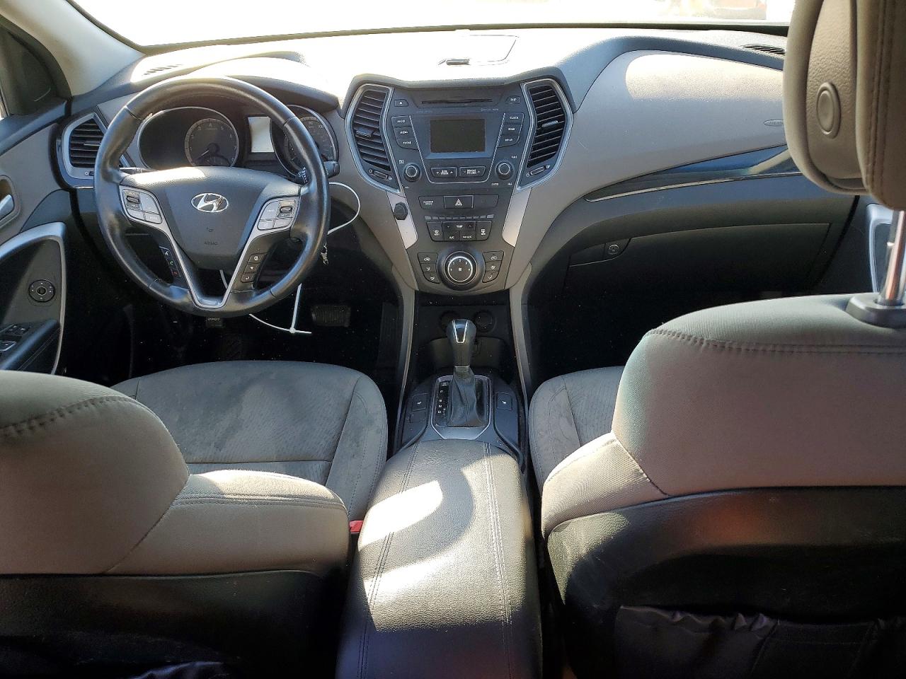 2014 Hyundai Santa Fe Sport 2.4l Silver vin: 5XYZUDLB2EG166053