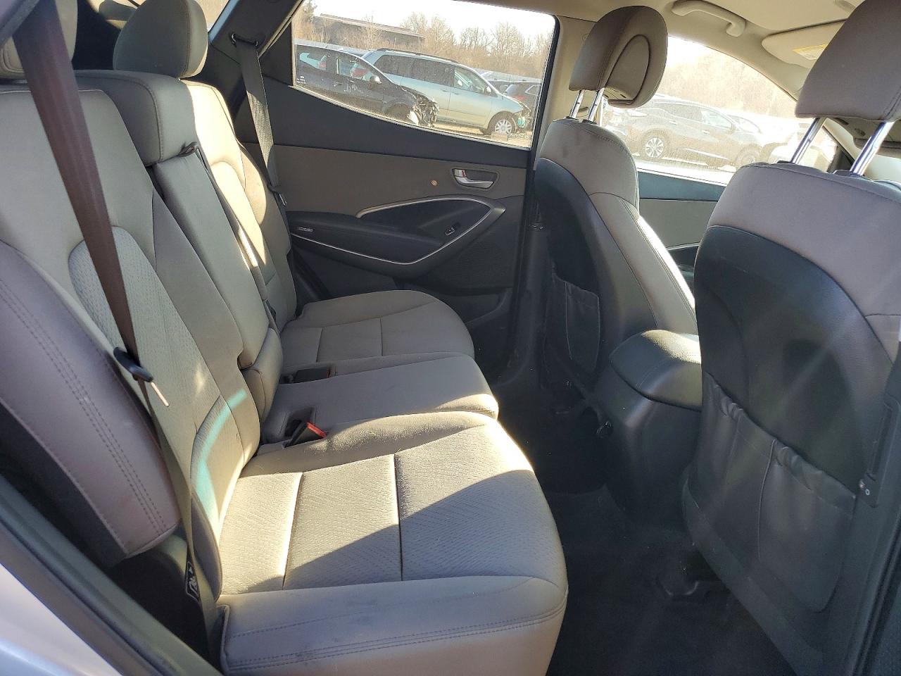 2014 Hyundai Santa Fe Sport 2.4l Silver vin: 5XYZUDLB2EG166053