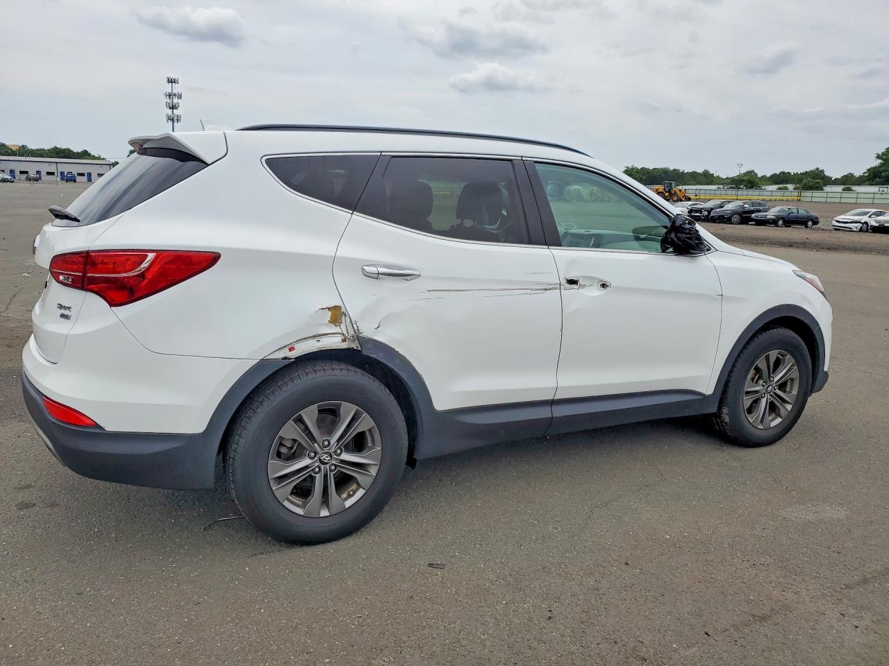2014 Hyundai Santa Fe Sport 2.4l White vin: 5XYZUDLB2EG217373