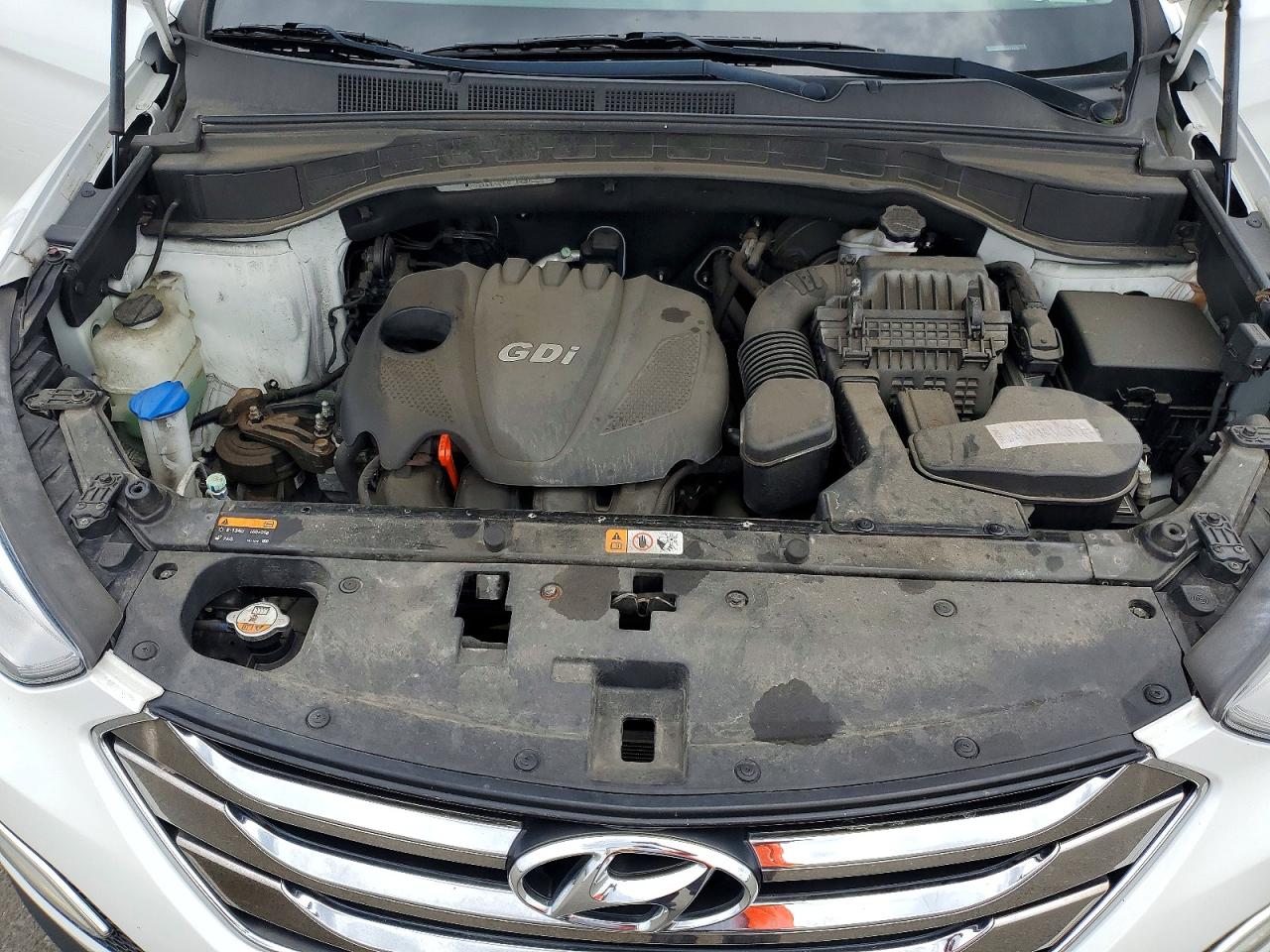 2014 Hyundai Santa Fe Sport 2.4l White vin: 5XYZUDLB2EG217373