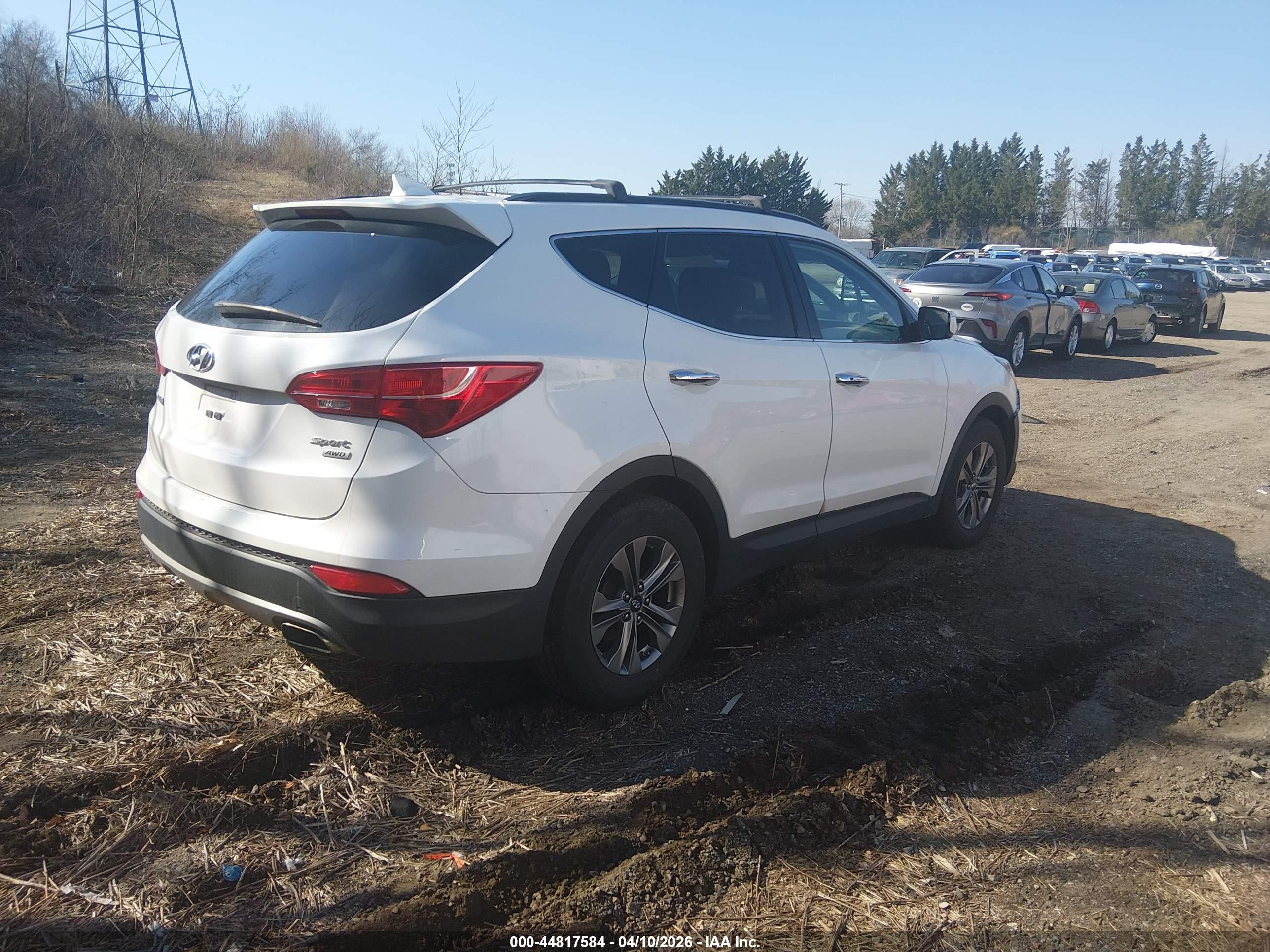 2016 Hyundai Santa Fe Sport 2.4l White vin: 5XYZUDLB2GG307643