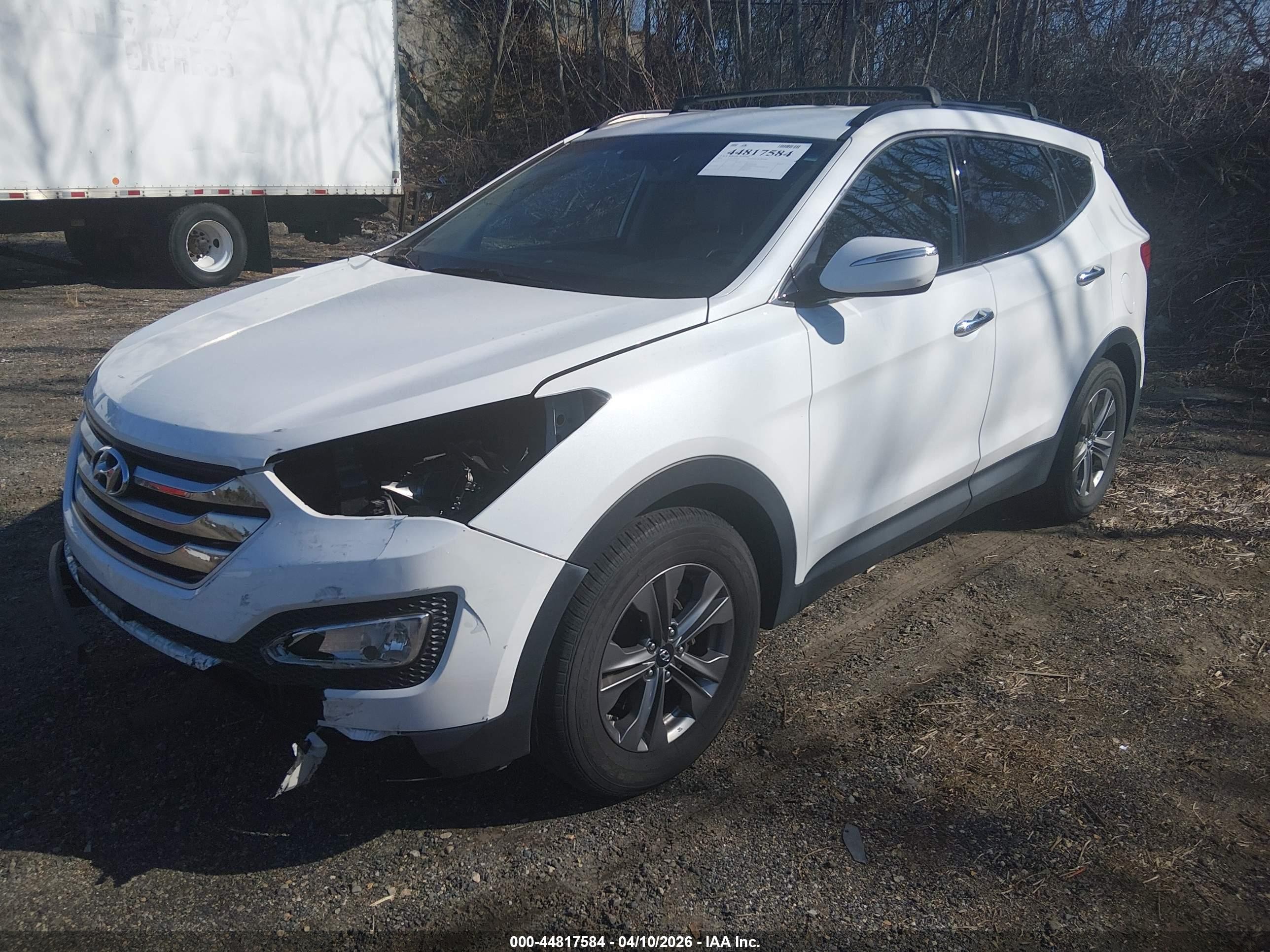 2016 Hyundai Santa Fe Sport 2.4l White vin: 5XYZUDLB2GG307643