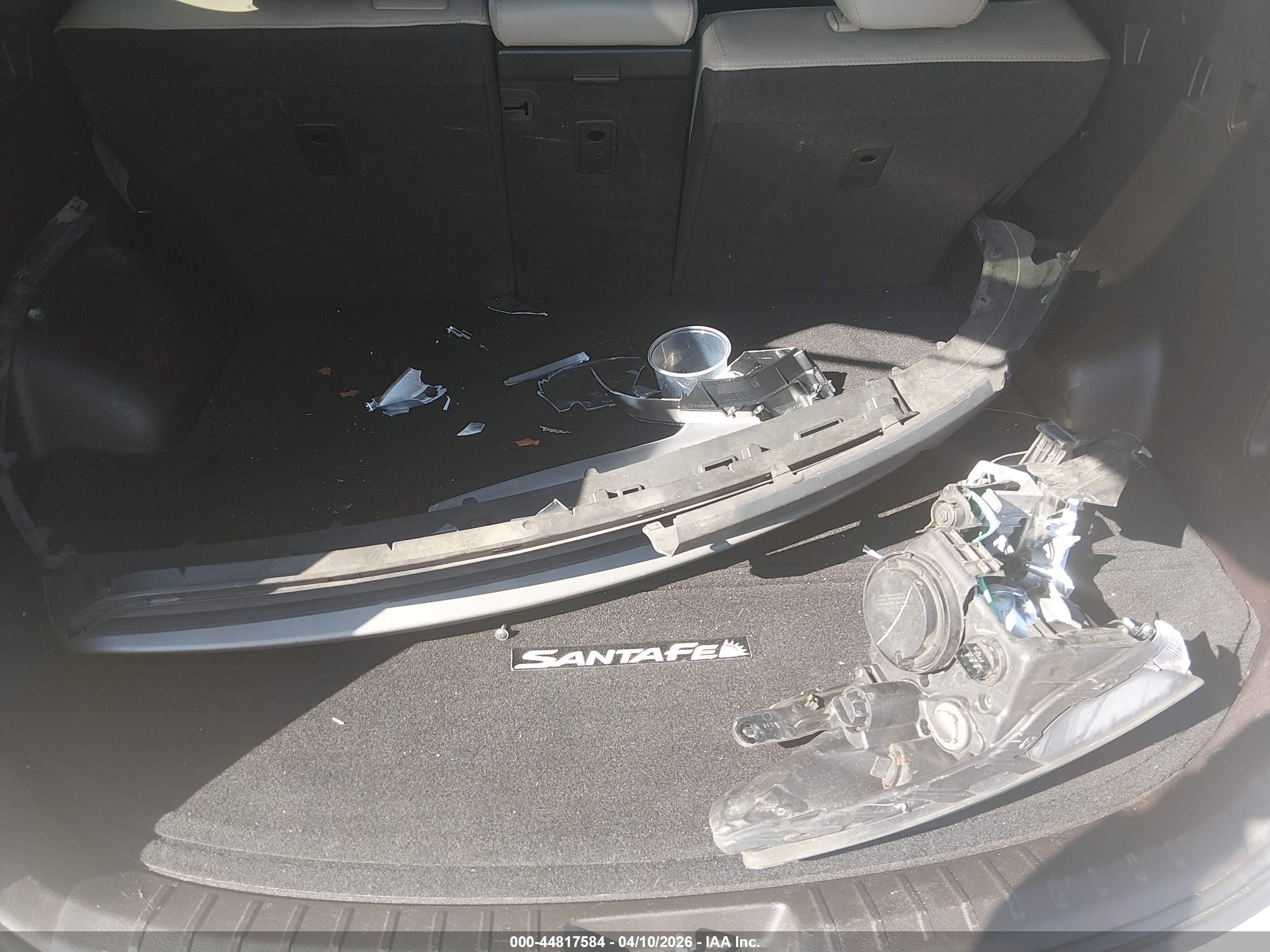 2016 Hyundai Santa Fe Sport 2.4l White vin: 5XYZUDLB2GG307643