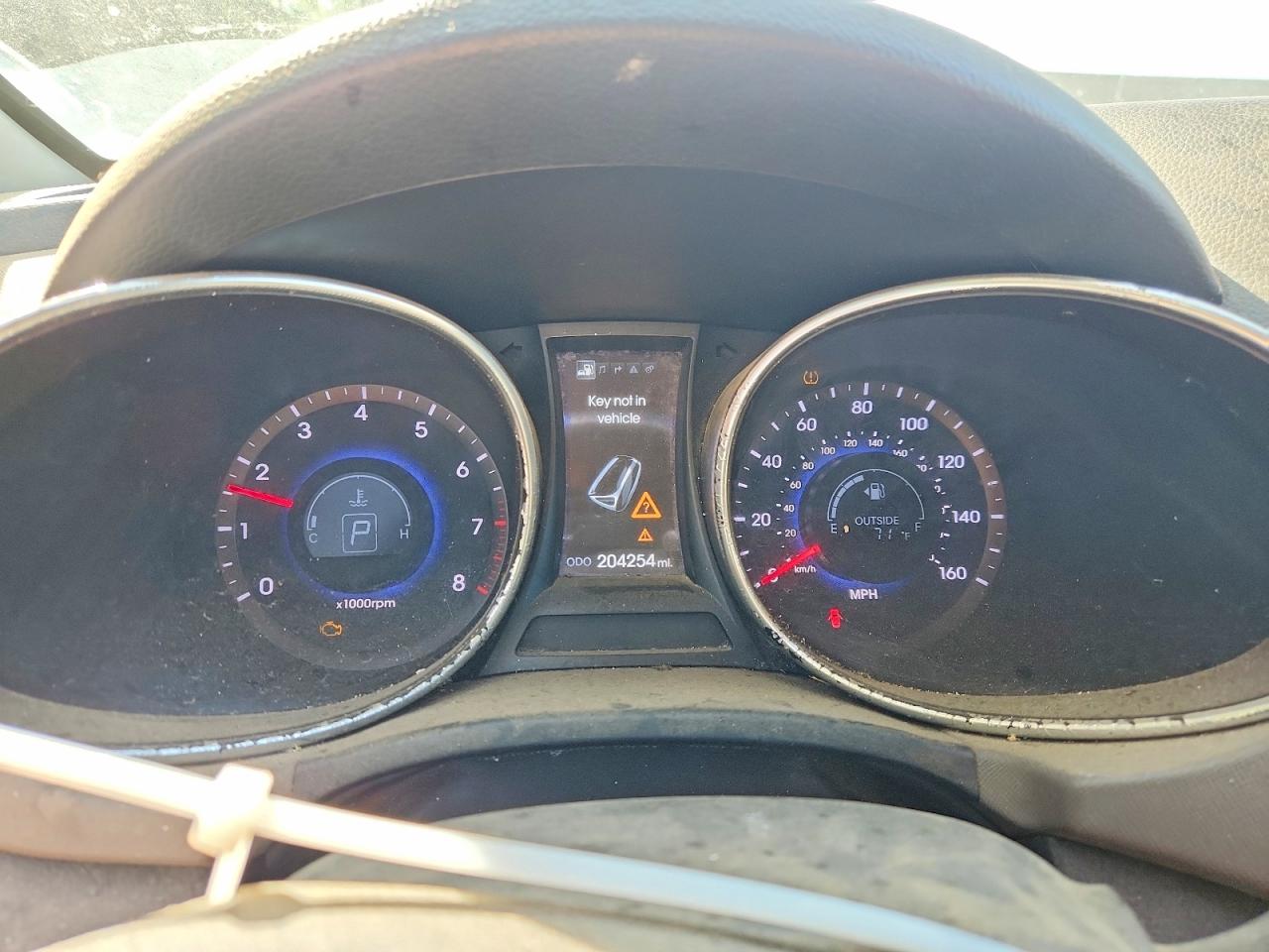 2013 Hyundai Santa Fe Sport 2.4l Silver vin: 5XYZUDLB3DG043201