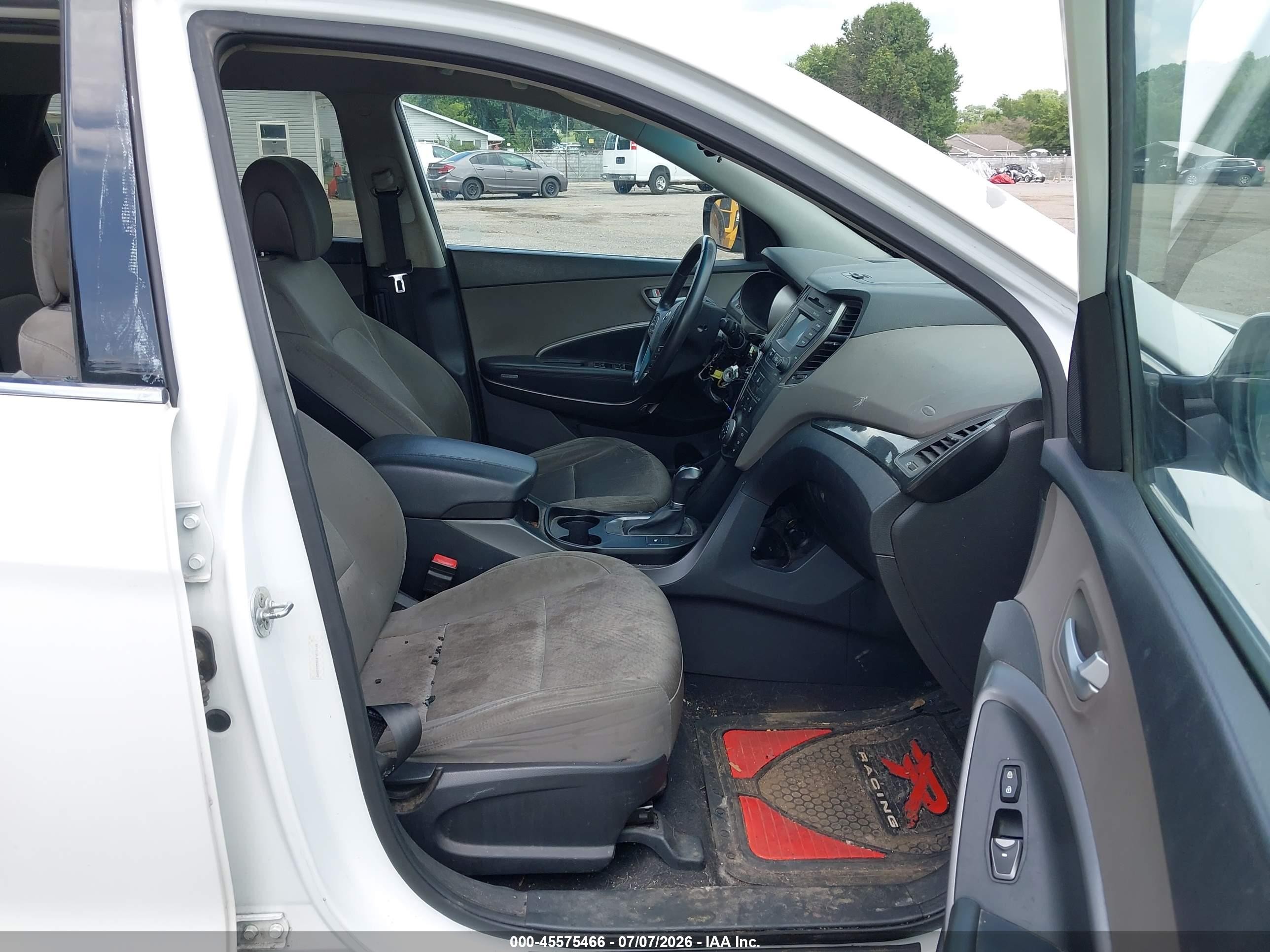 2014 Hyundai Santa Fe Sport 2.4l White vin: 5XYZUDLB3EG210092