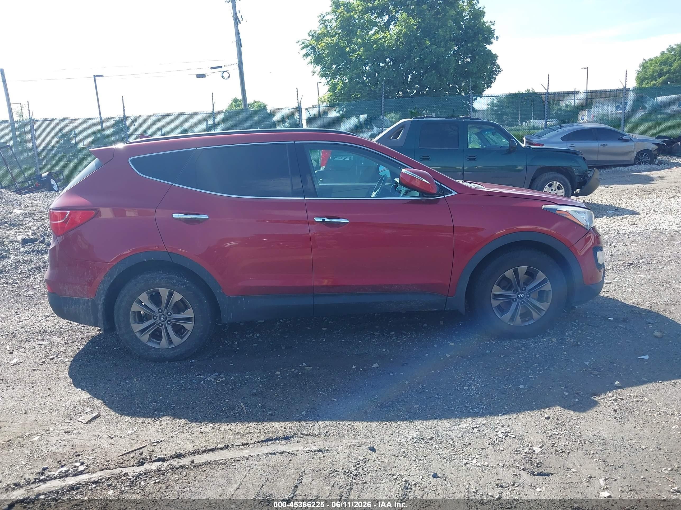 2015 Hyundai Santa Fe Sport 2.4l Red vin: 5XYZUDLB3FG260962