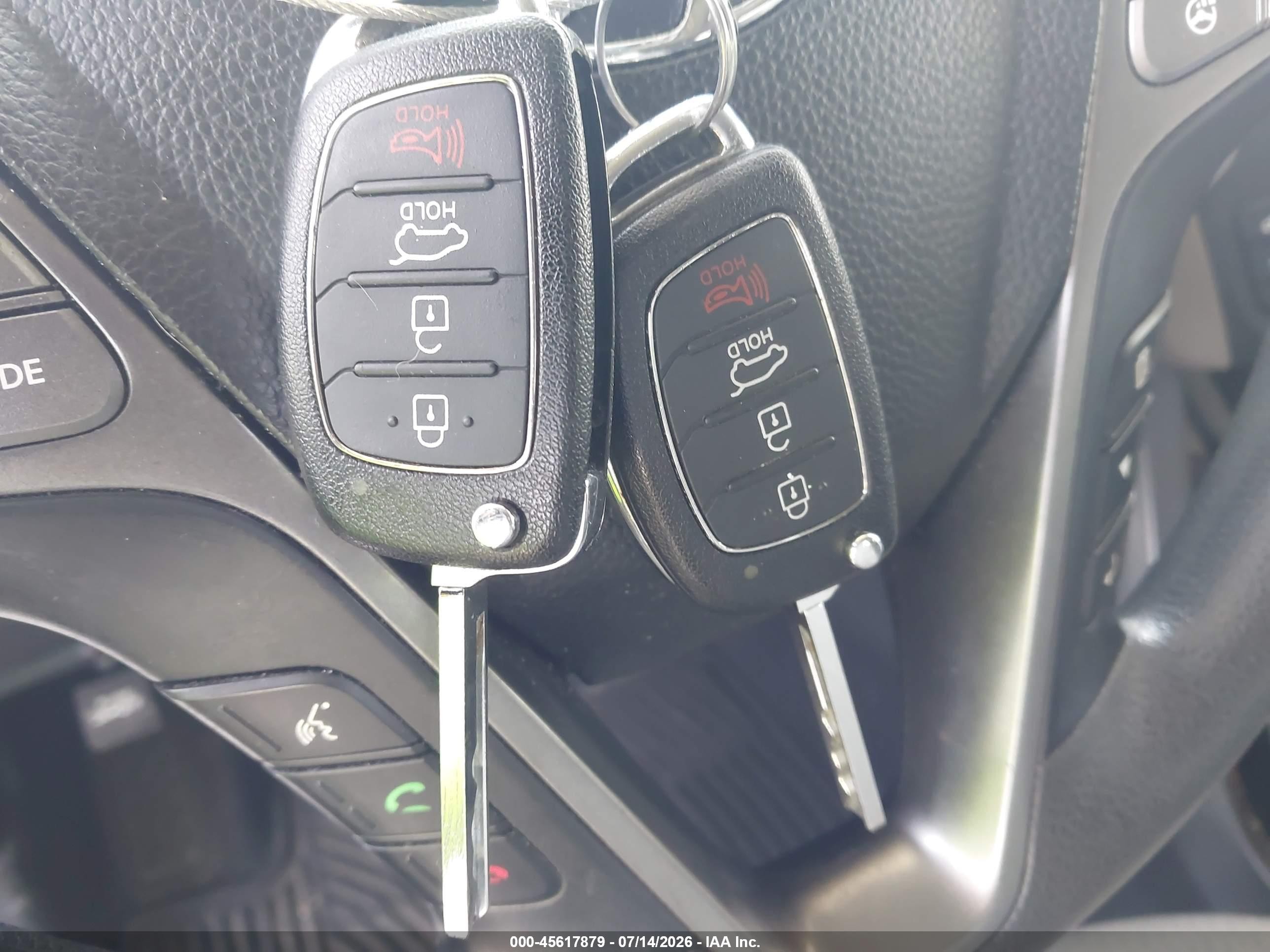 2015 Hyundai Santa Fe Sport 2.4l Белый vin: 5XYZUDLB3FG286879