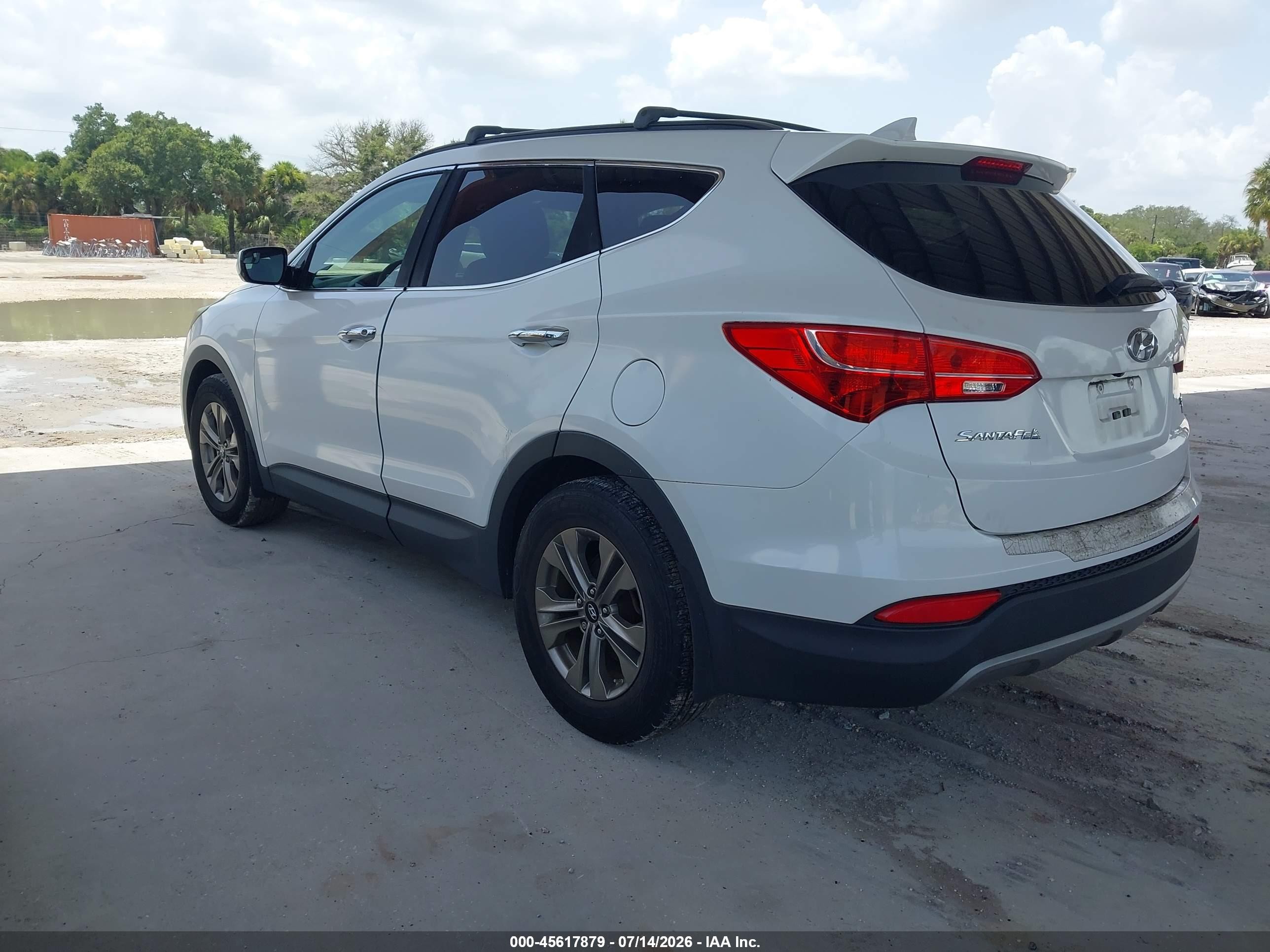 2015 Hyundai Santa Fe Sport 2.4l Белый vin: 5XYZUDLB3FG286879