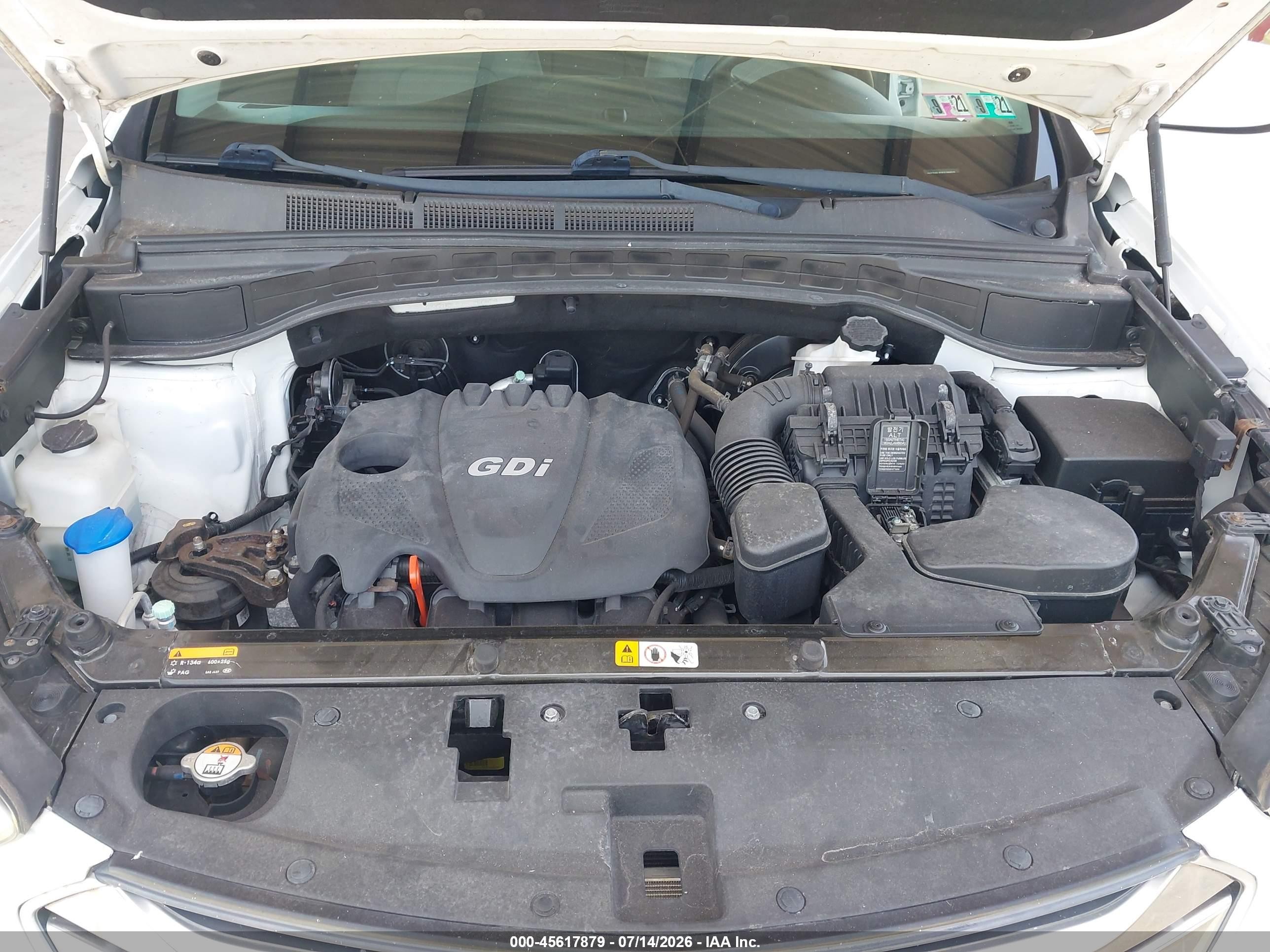 2015 Hyundai Santa Fe Sport 2.4l Белый vin: 5XYZUDLB3FG286879