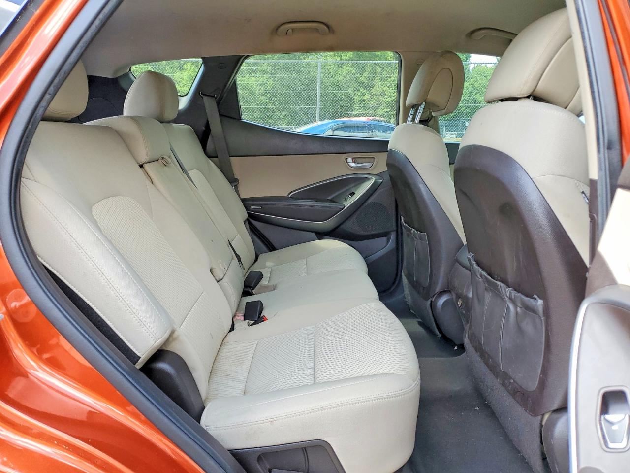 2017 Hyundai Santa Fe Sport 2.4l Оранжевый vin: 5XYZUDLB3HG498569