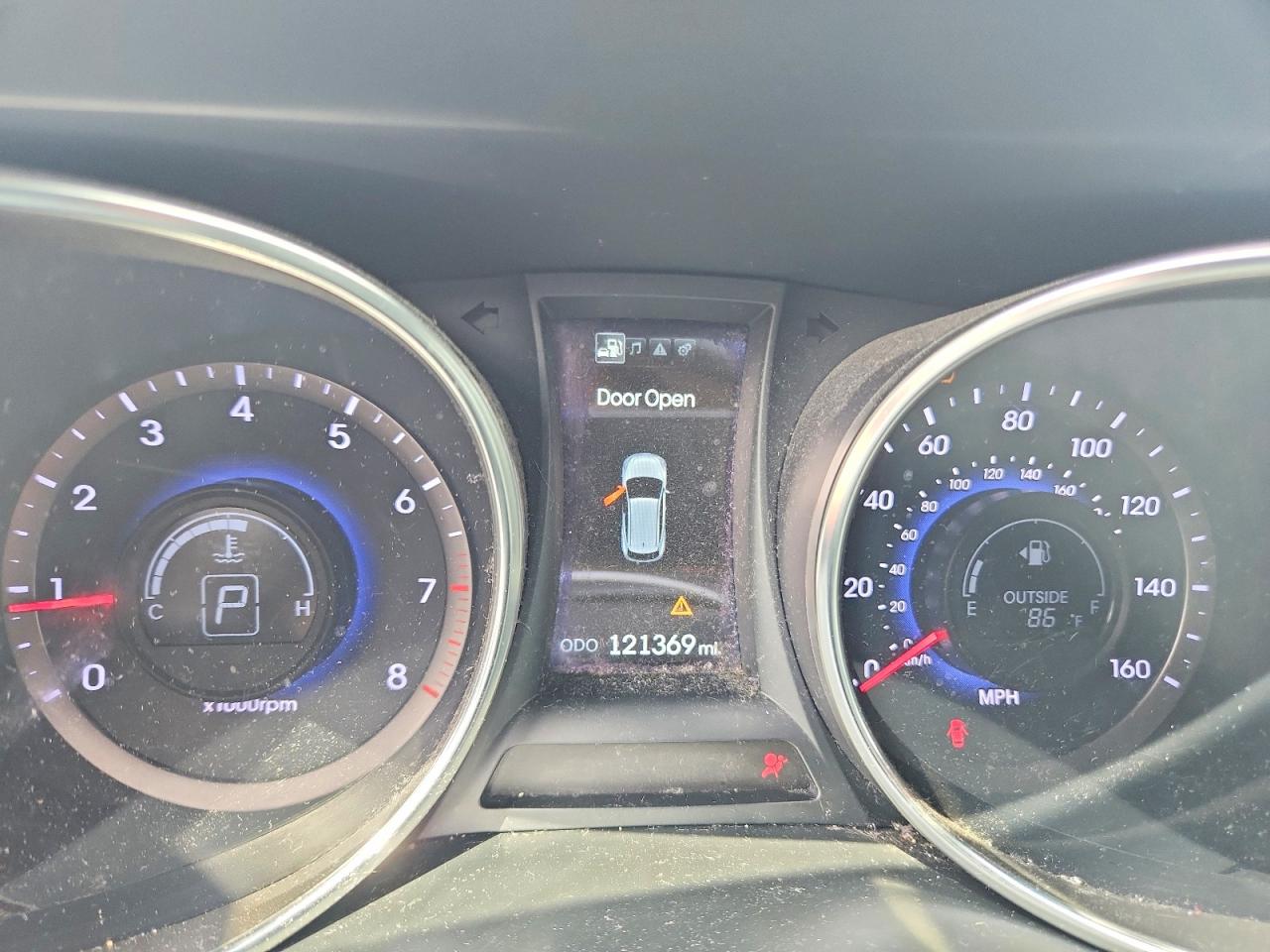 2013 Hyundai Santa Fe Sport 2.4l Silver vin: 5XYZUDLB4DG061271