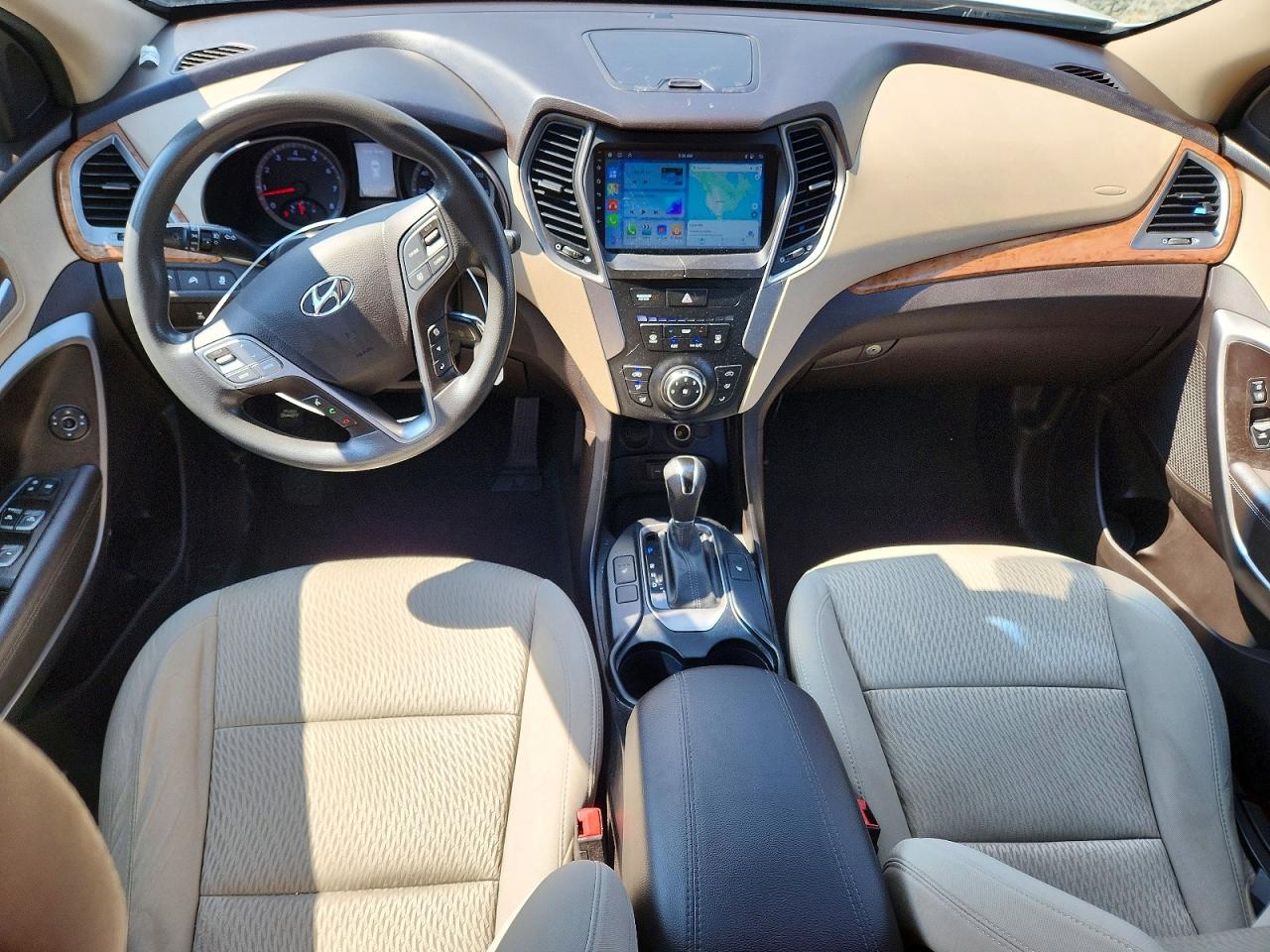 2015 Hyundai Santa Fe Sport 2.4l White vin: 5XYZUDLB4FG236041