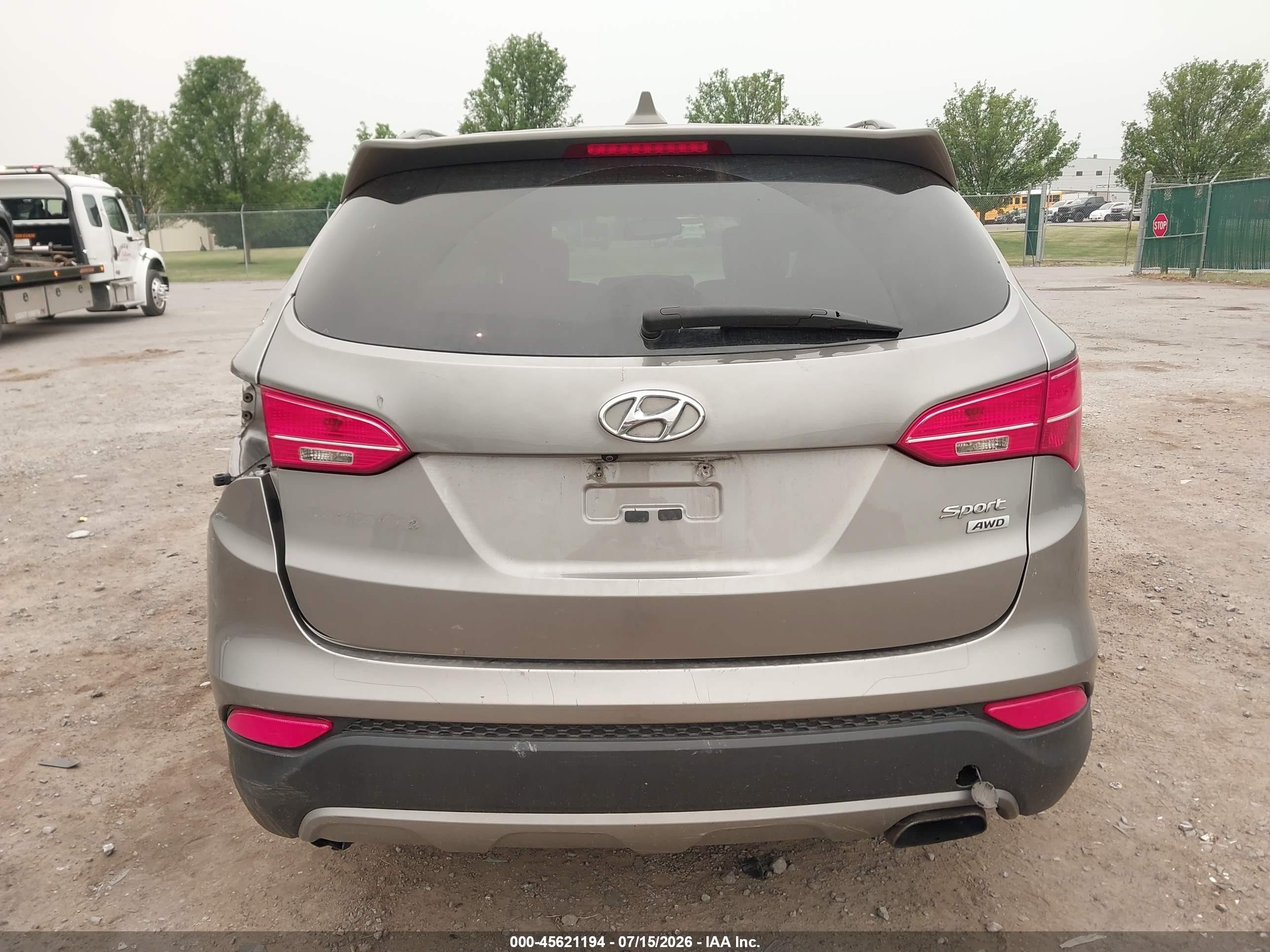 2015 Hyundai Santa Fe Sport 2.4l Серый vin: 5XYZUDLB4FG239327
