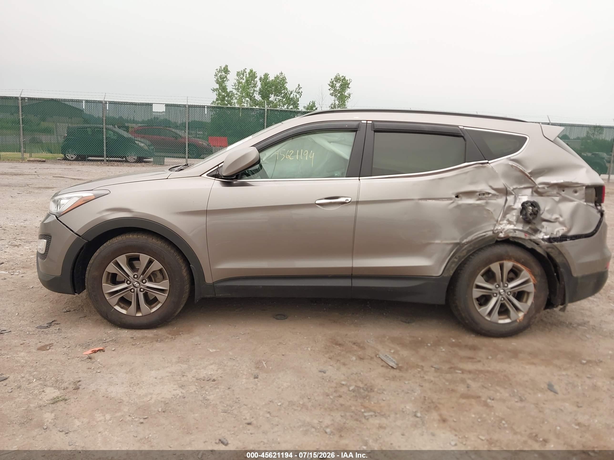 2015 Hyundai Santa Fe Sport 2.4l Серый vin: 5XYZUDLB4FG239327