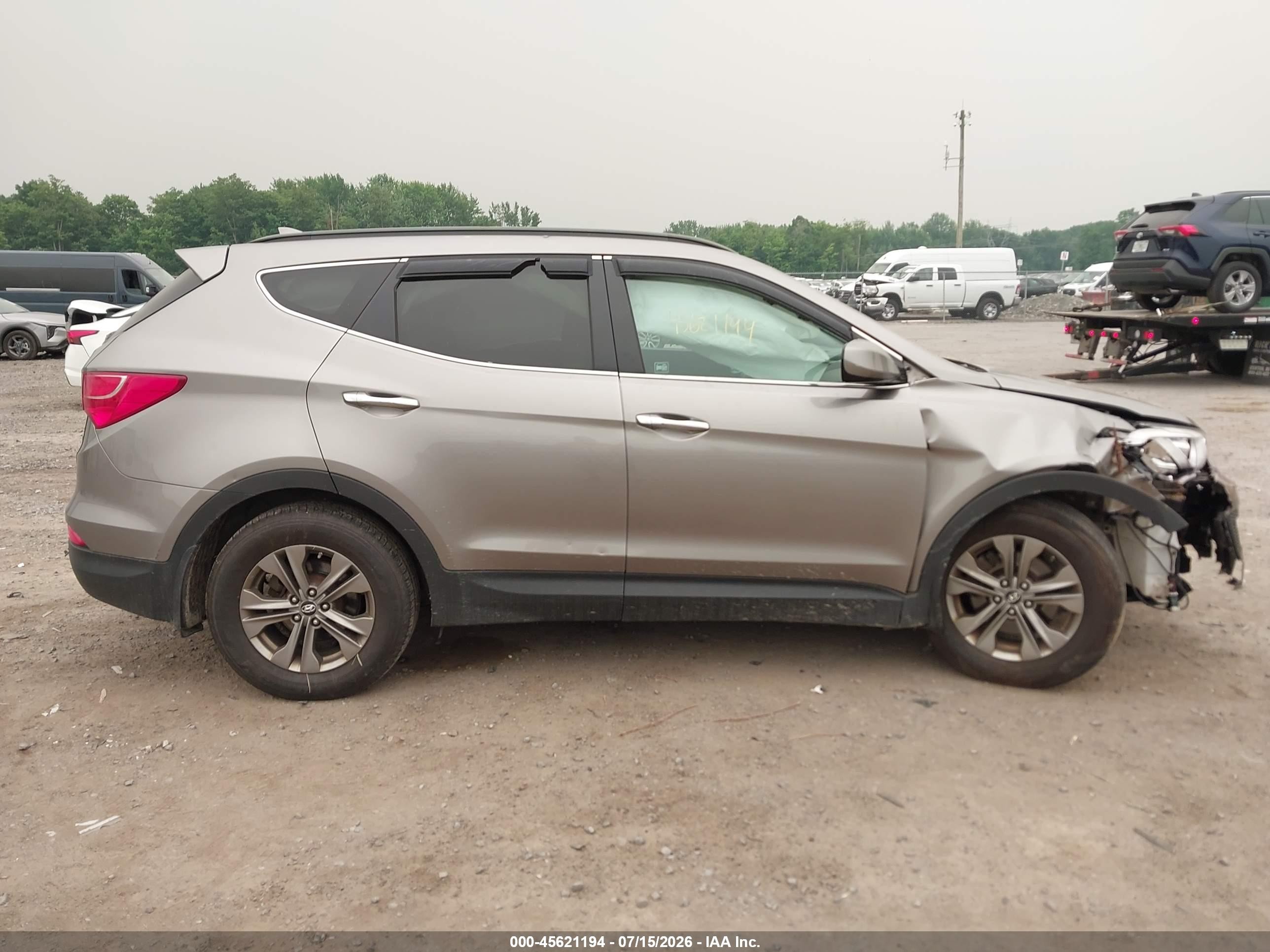 2015 Hyundai Santa Fe Sport 2.4l Серый vin: 5XYZUDLB4FG239327