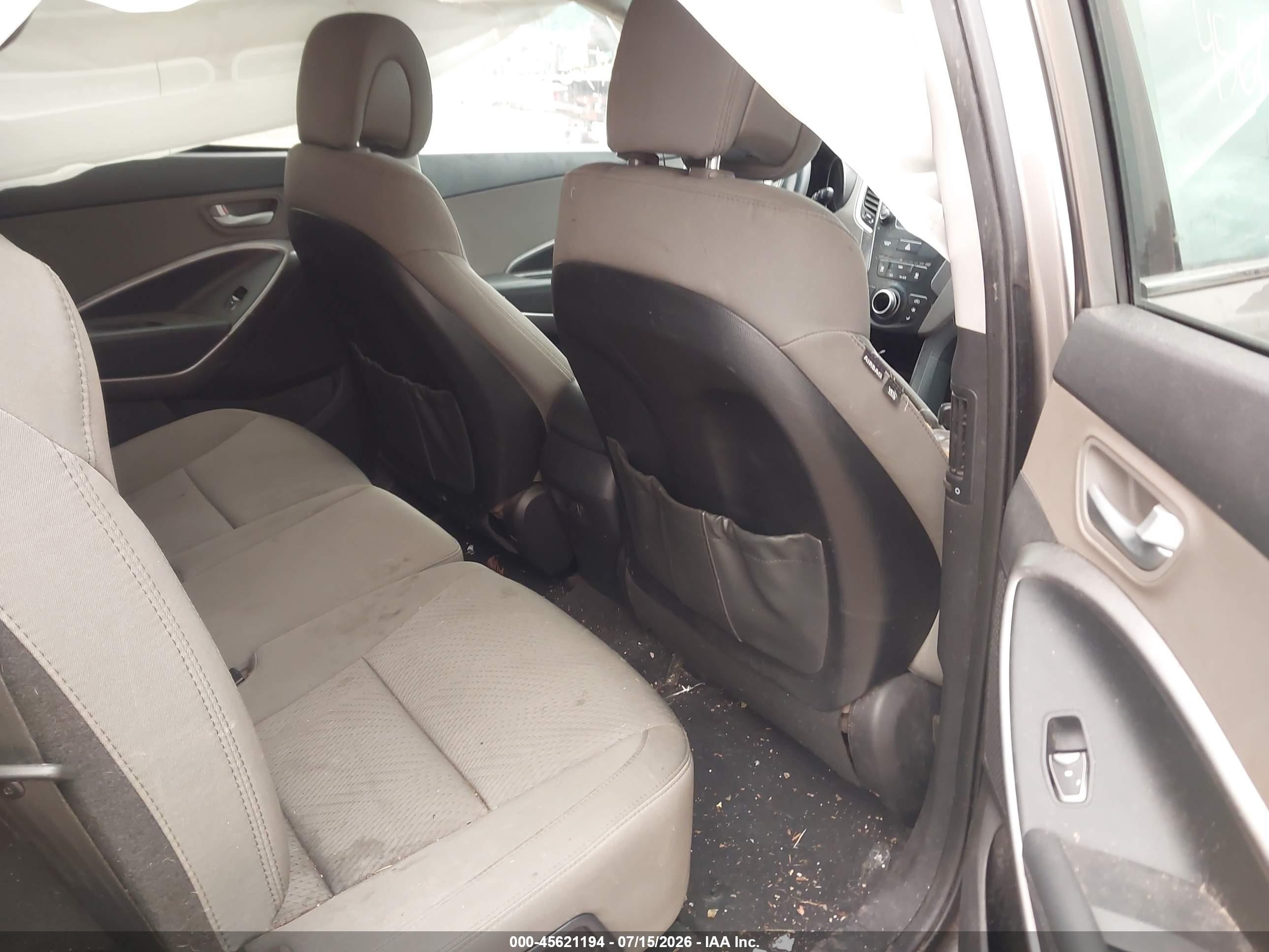2015 Hyundai Santa Fe Sport 2.4l Серый vin: 5XYZUDLB4FG239327