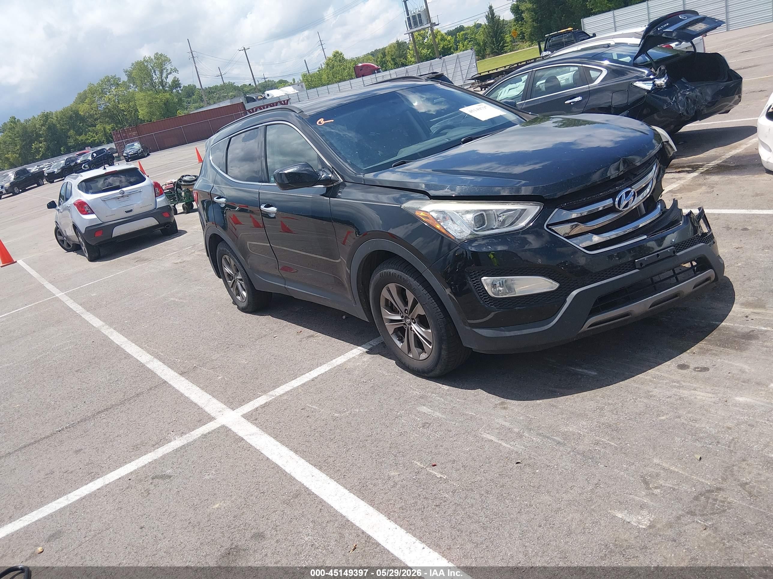 2016 Hyundai Santa Fe Sport 2.4l Черный vin: 5XYZUDLB4GG379556