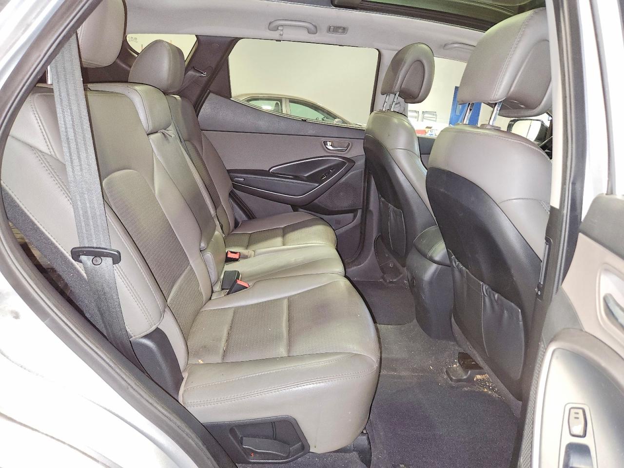 2013 Hyundai Santa Fe Sport Sport Base Silver vin: 5XYZUDLB5DG101275