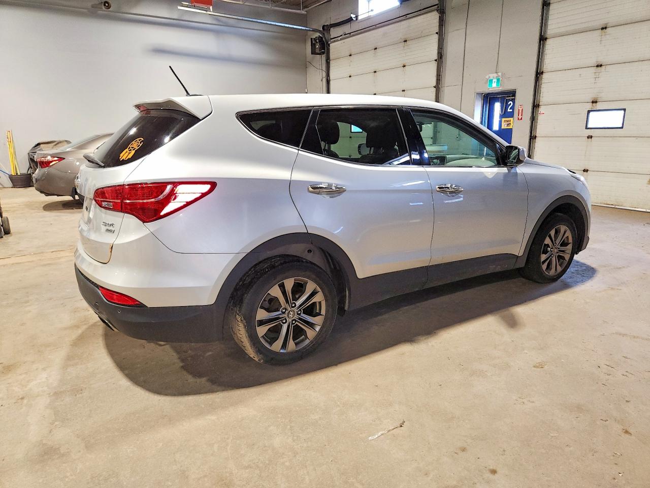 2013 Hyundai Santa Fe Sport Sport Base Silver vin: 5XYZUDLB5DG101275