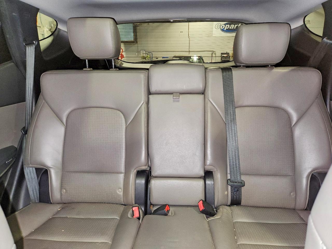 2013 Hyundai Santa Fe Sport Sport Base Silver vin: 5XYZUDLB5DG101275