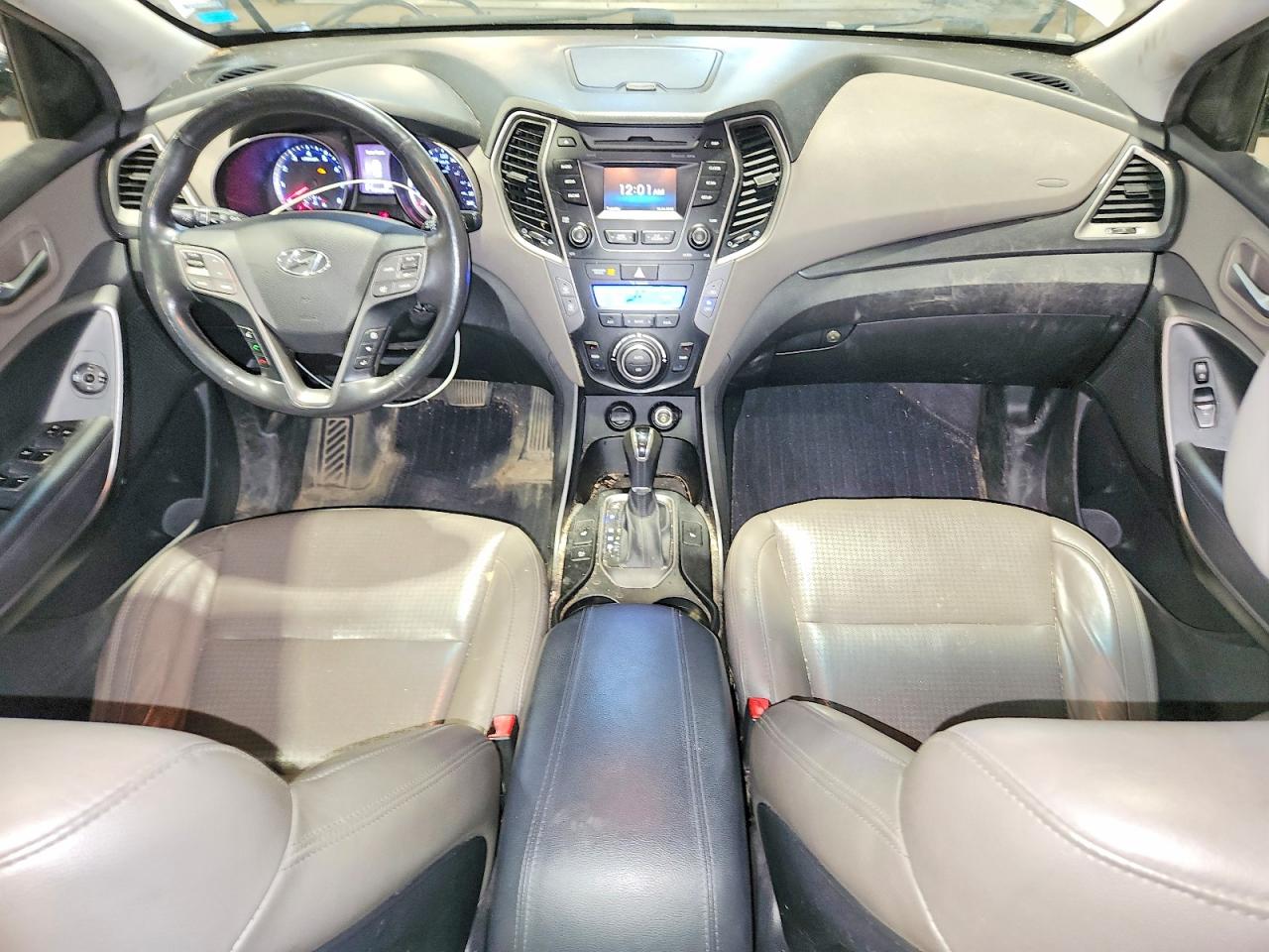 2013 Hyundai Santa Fe Sport Sport Base Silver vin: 5XYZUDLB5DG101275