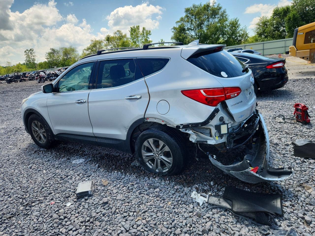2014 Hyundai Santa Fe Sport 2.4l Silver vin: 5XYZUDLB5EG142328