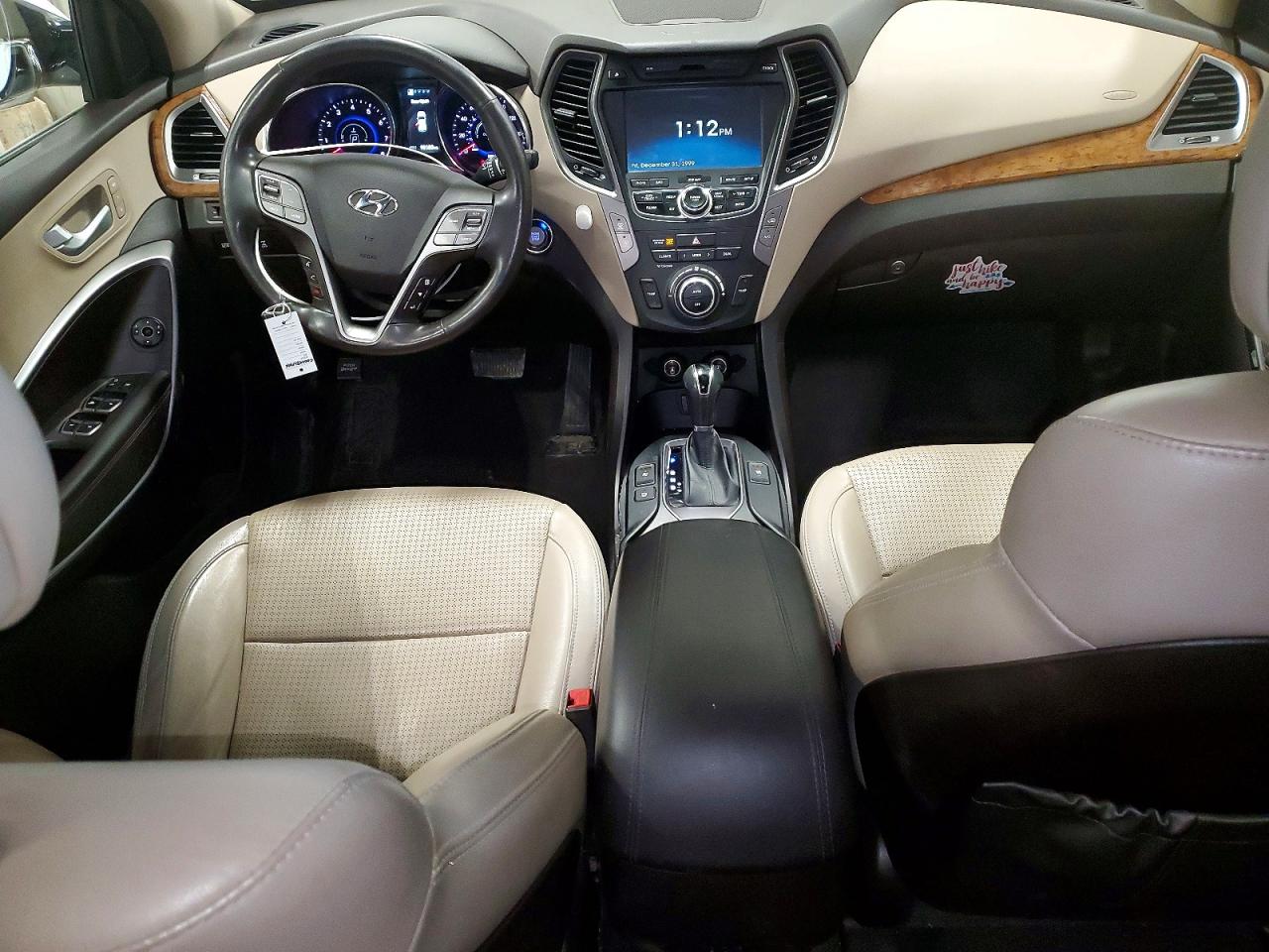 2014 Hyundai Santa Fe Sport White vin: 5XYZUDLB5EG190332