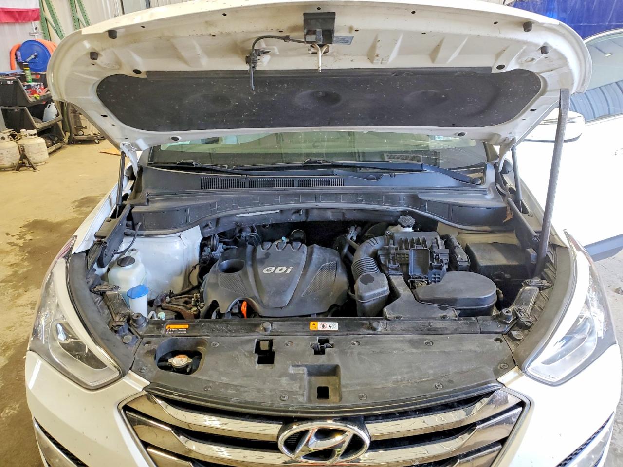 2014 Hyundai Santa Fe Sport White vin: 5XYZUDLB5EG190332