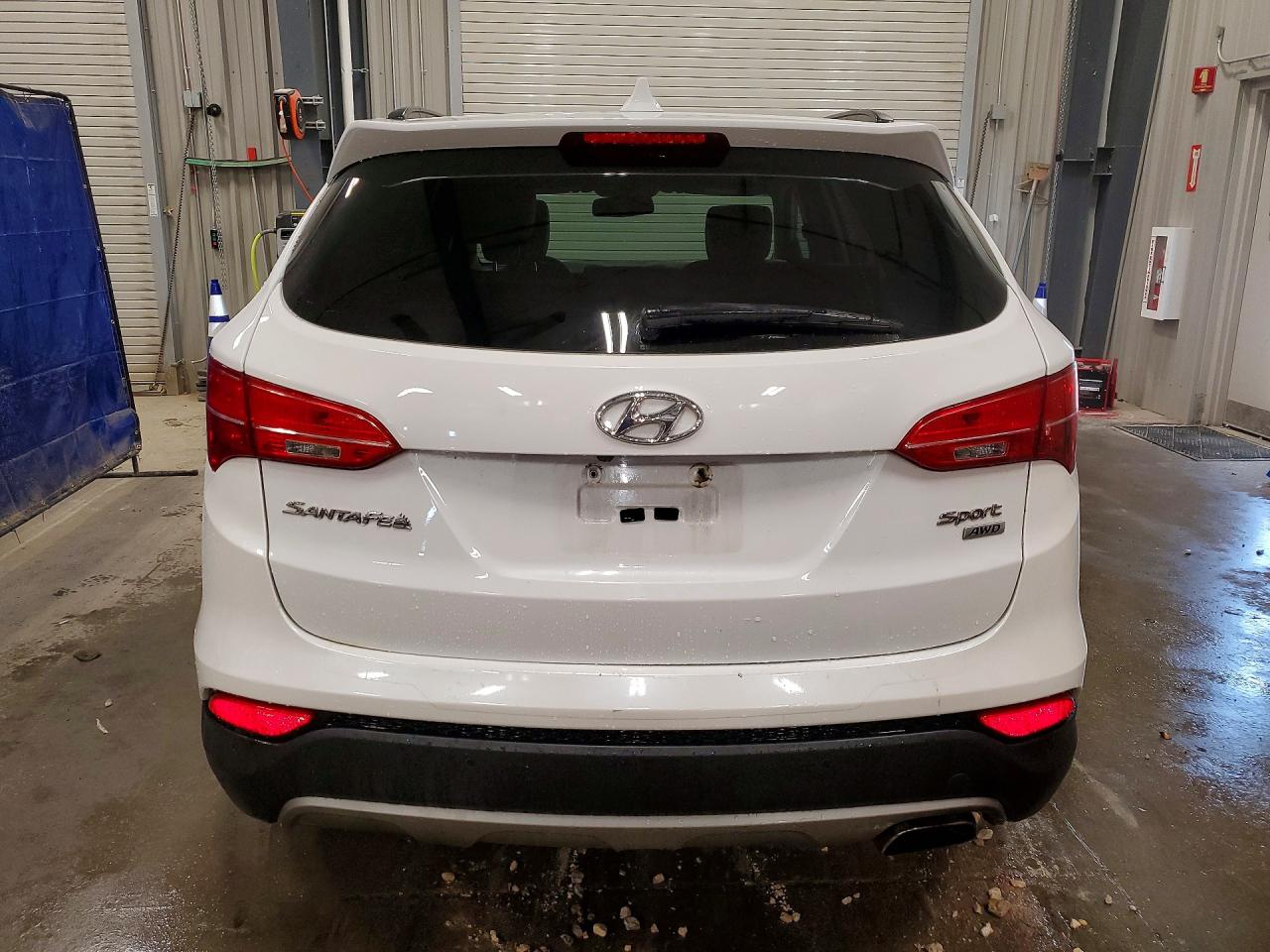 2014 Hyundai Santa Fe Sport White vin: 5XYZUDLB5EG190332