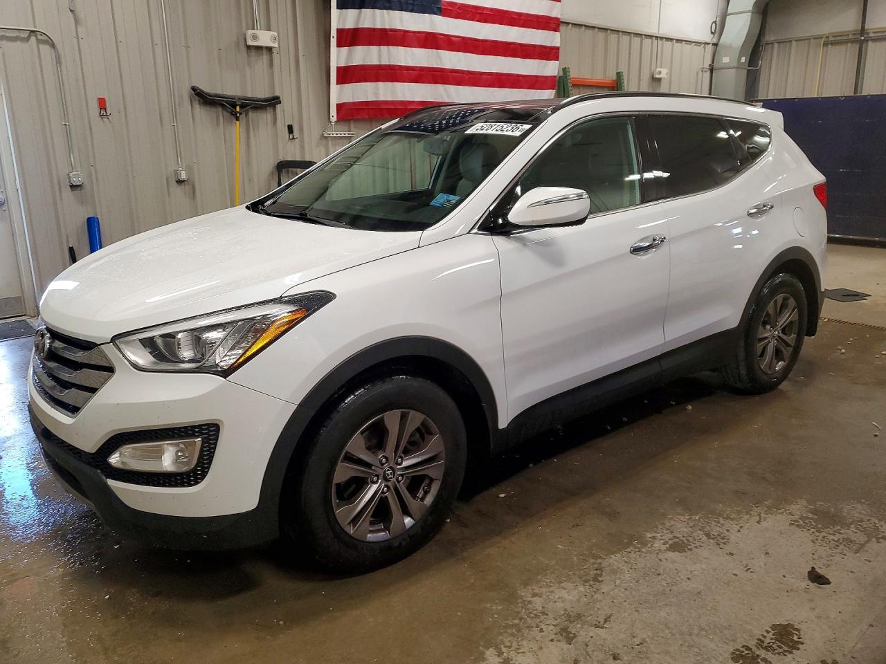 2014 Hyundai Santa Fe Sport White vin: 5XYZUDLB5EG190332