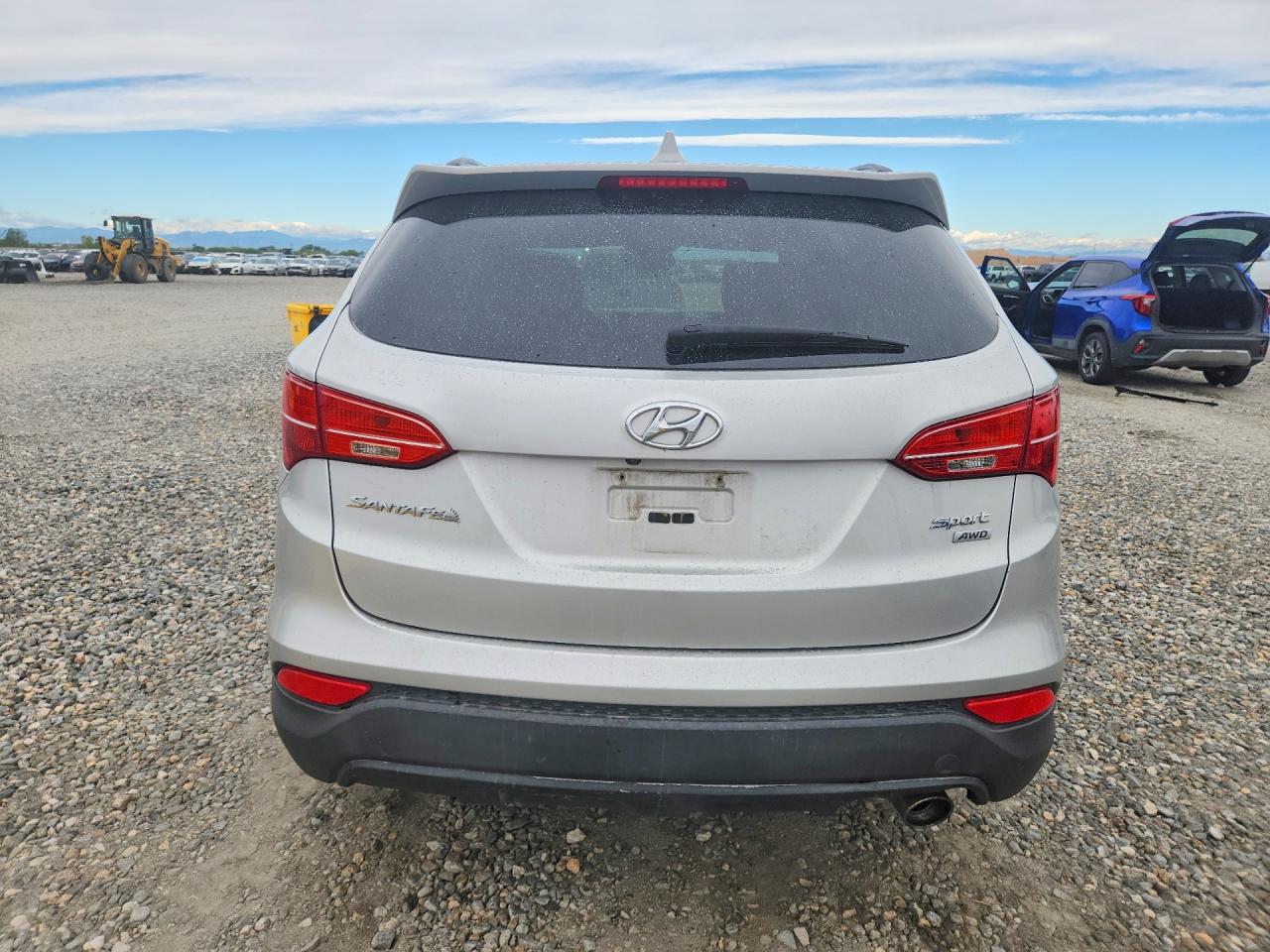 2014 Hyundai Santa Fe Sport 2.4l Silver vin: 5XYZUDLB5EG221515