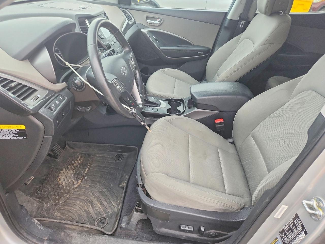 2014 Hyundai Santa Fe Sport 2.4l Silver vin: 5XYZUDLB5EG221515