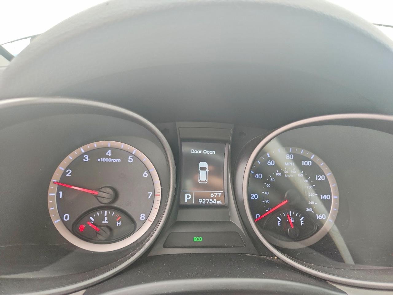 2014 Hyundai Santa Fe Sport 2.4l Silver vin: 5XYZUDLB5EG221515