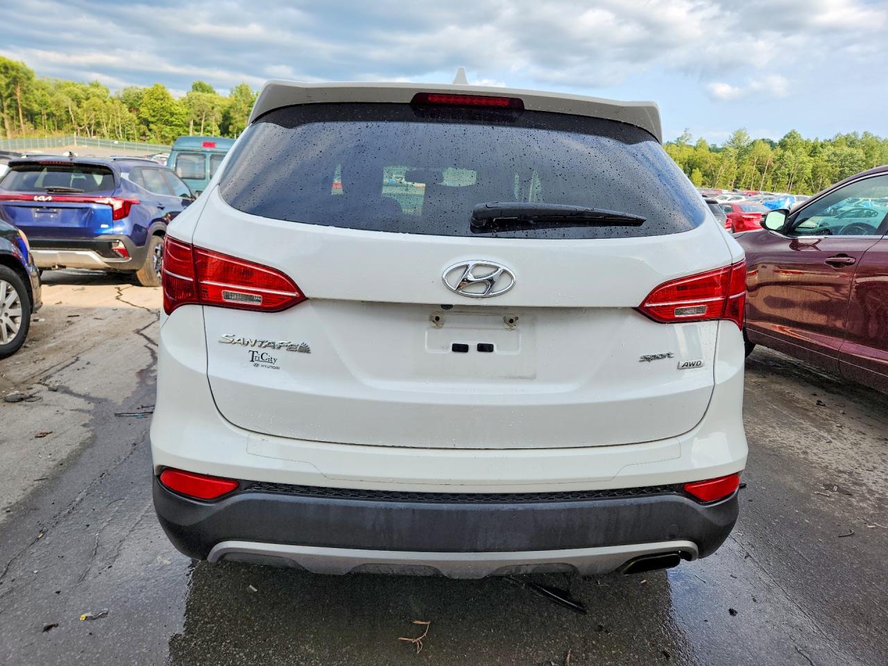 2013 Hyundai Santa Fe Sport 2.4l White vin: 5XYZUDLB6DG045024