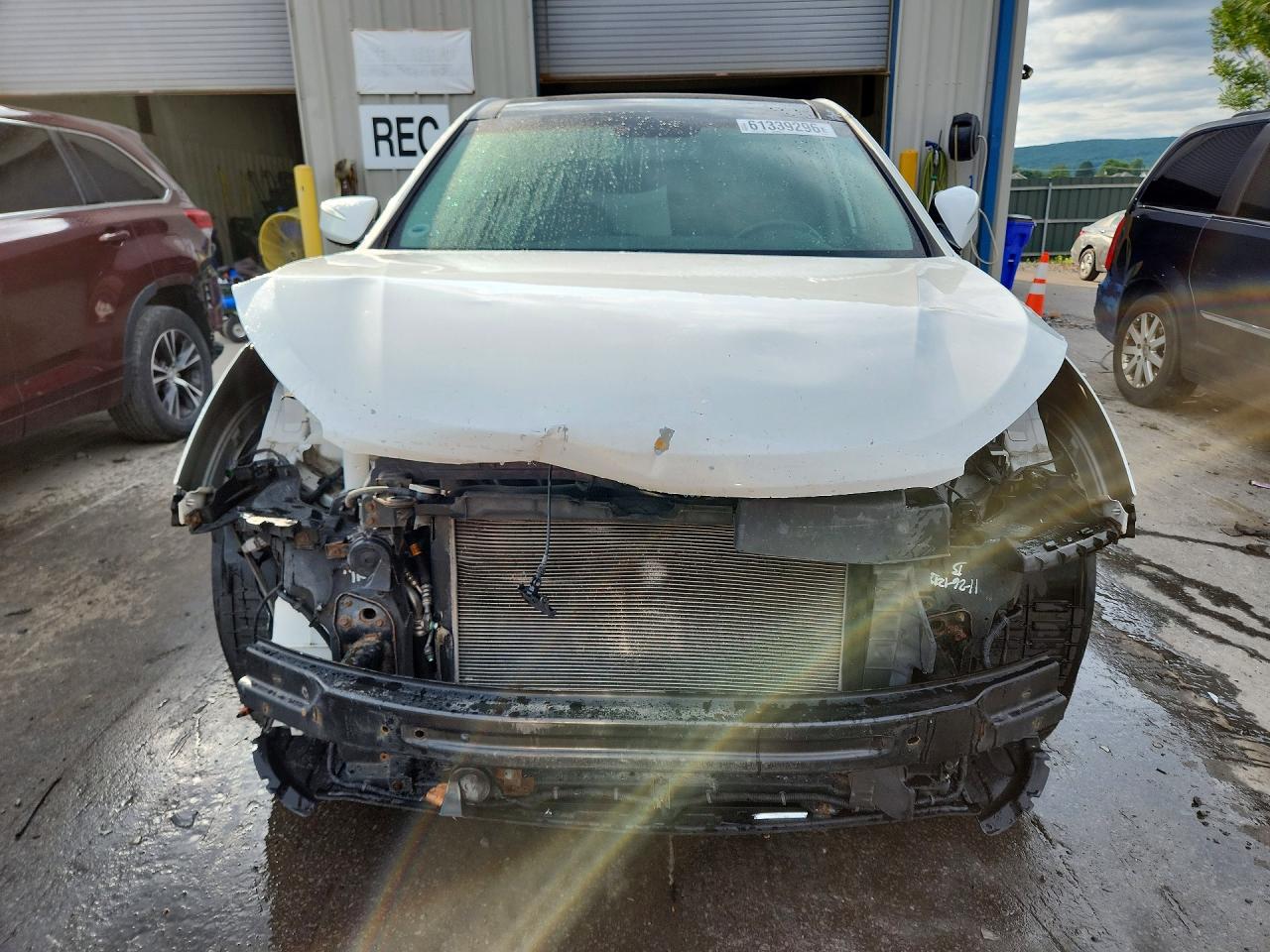 2013 Hyundai Santa Fe Sport 2.4l White vin: 5XYZUDLB6DG045024
