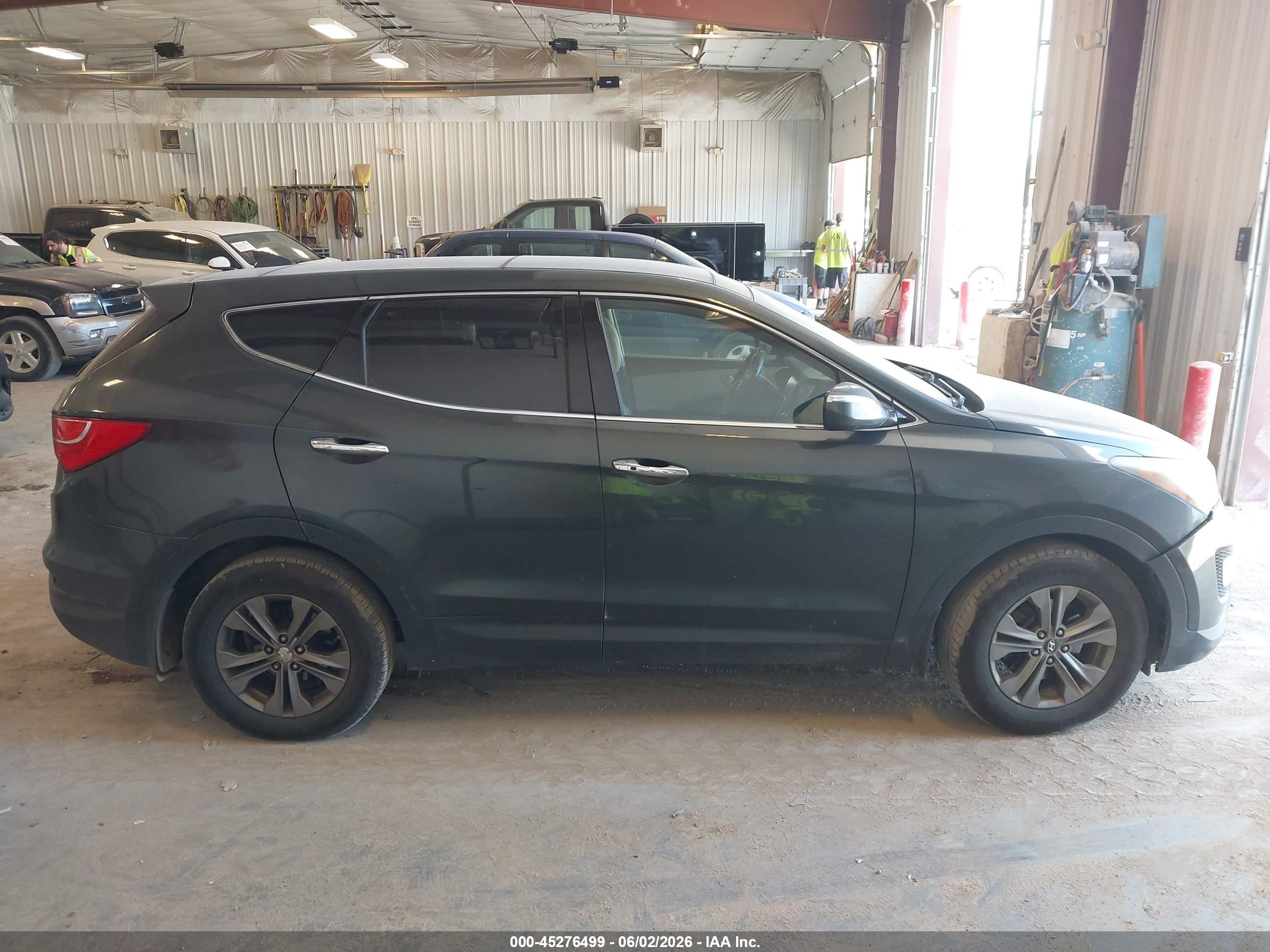 2013 Hyundai Santa Fe Sport Gray vin: 5XYZUDLB6DG083675