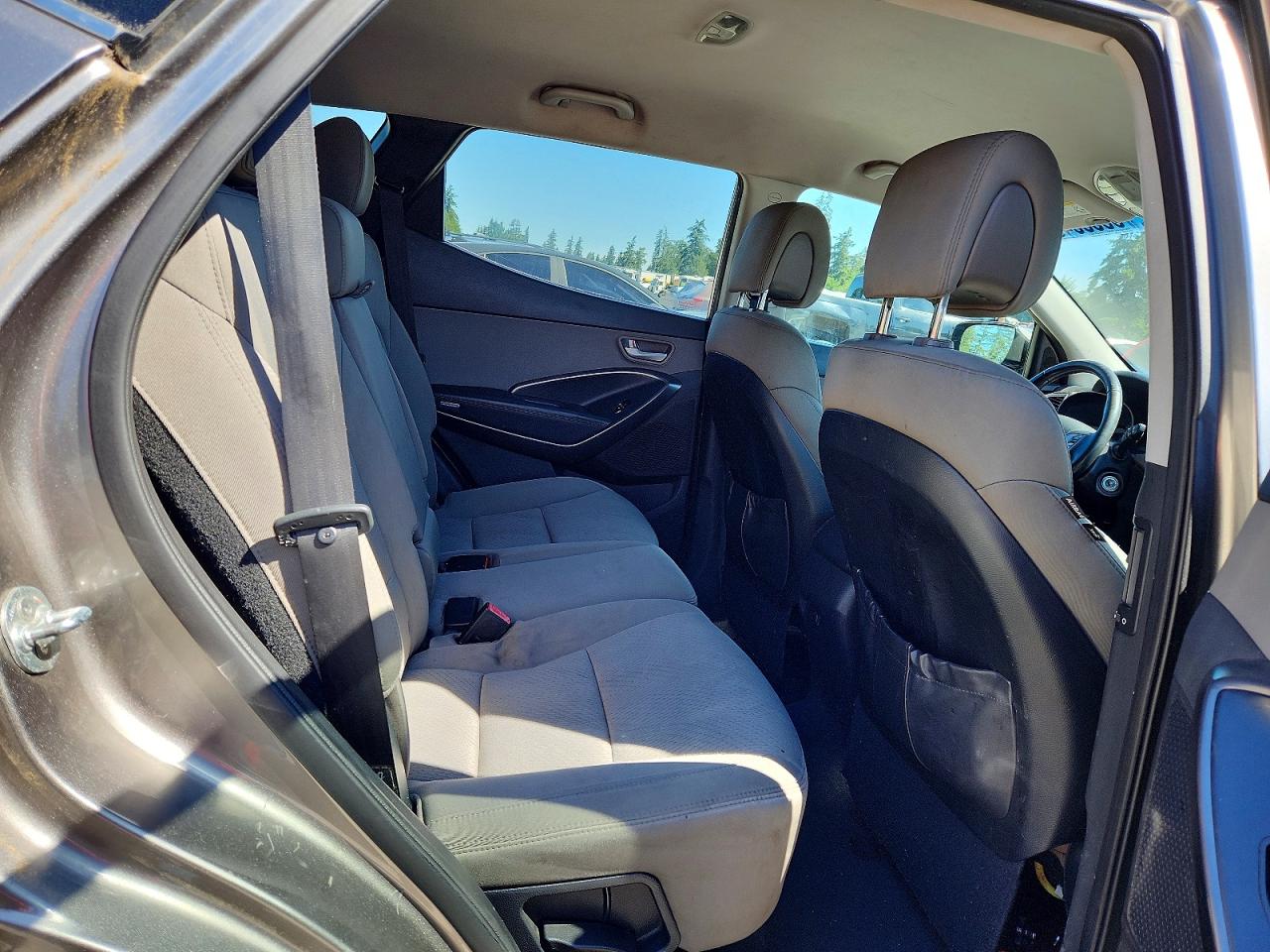 2014 Hyundai Santa Fe Sport 2.4l Silver vin: 5XYZUDLB6EG129152