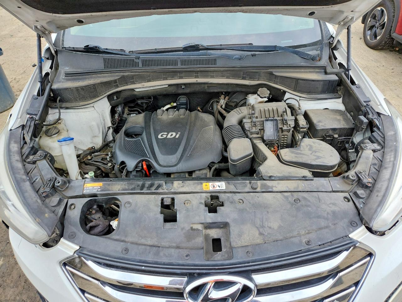 2014 Hyundai Santa Fe Sport 2.4l White vin: 5XYZUDLB6EG231826