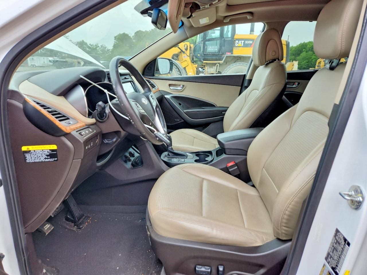2014 Hyundai Santa Fe Sport 2.4l White vin: 5XYZUDLB6EG231826