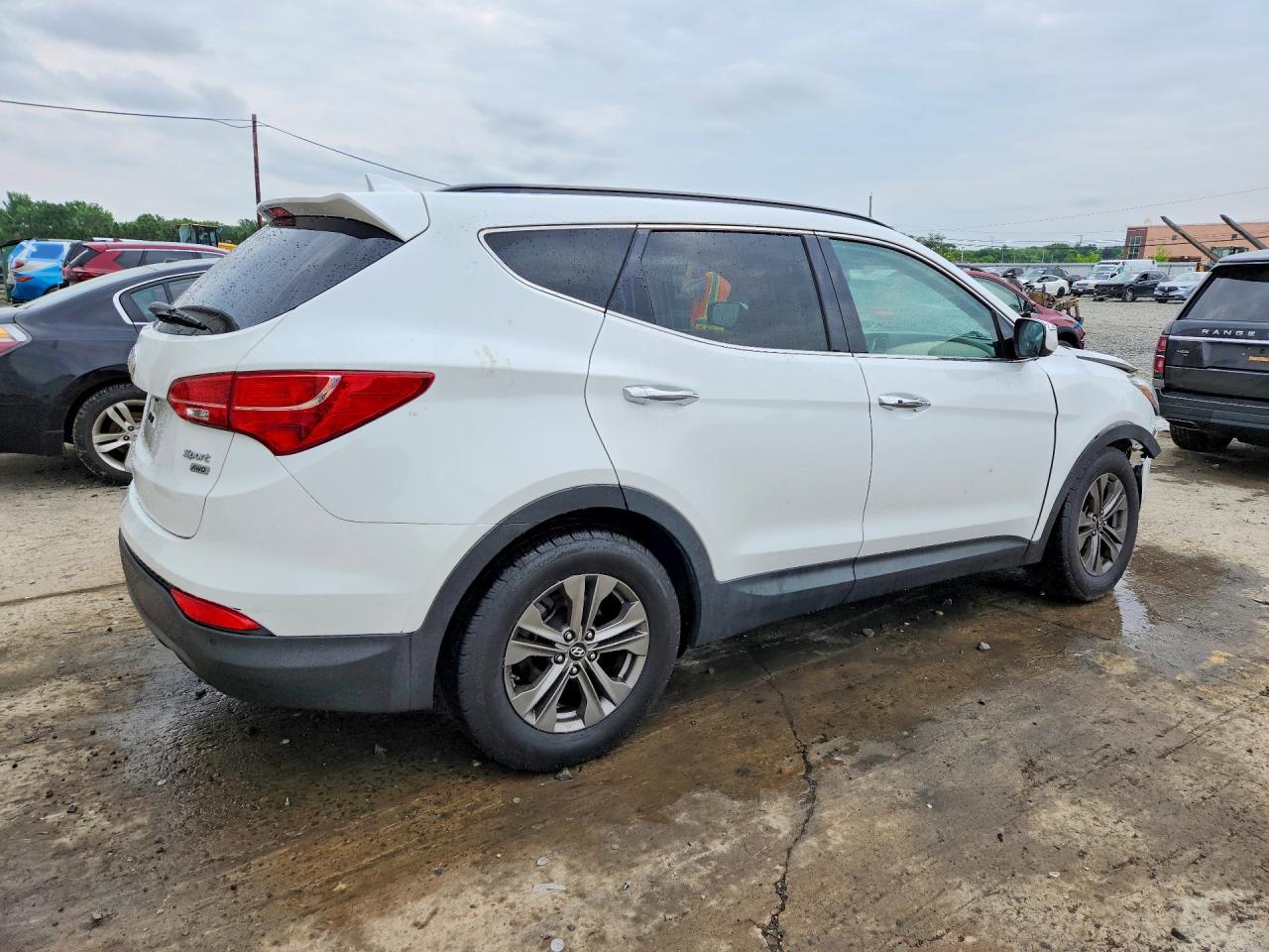 2014 Hyundai Santa Fe Sport 2.4l White vin: 5XYZUDLB6EG231826