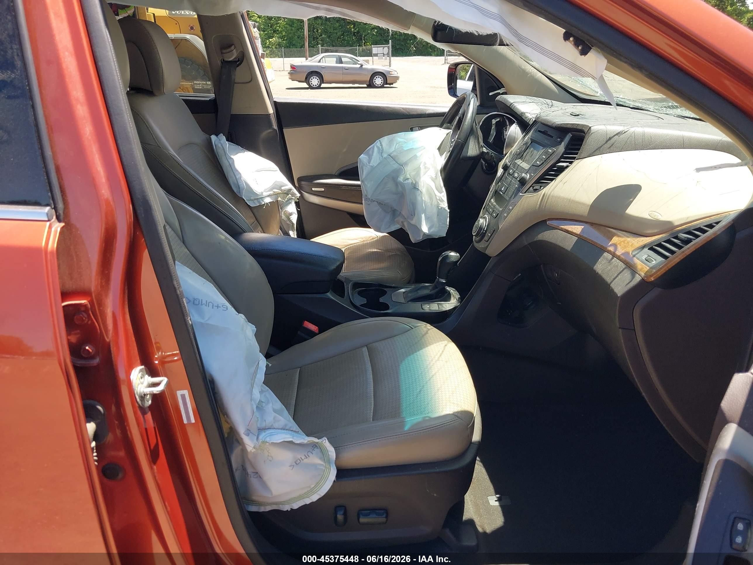 2015 Hyundai Santa Fe Sport 2.4l Оранжевый vin: 5XYZUDLB6FG251835