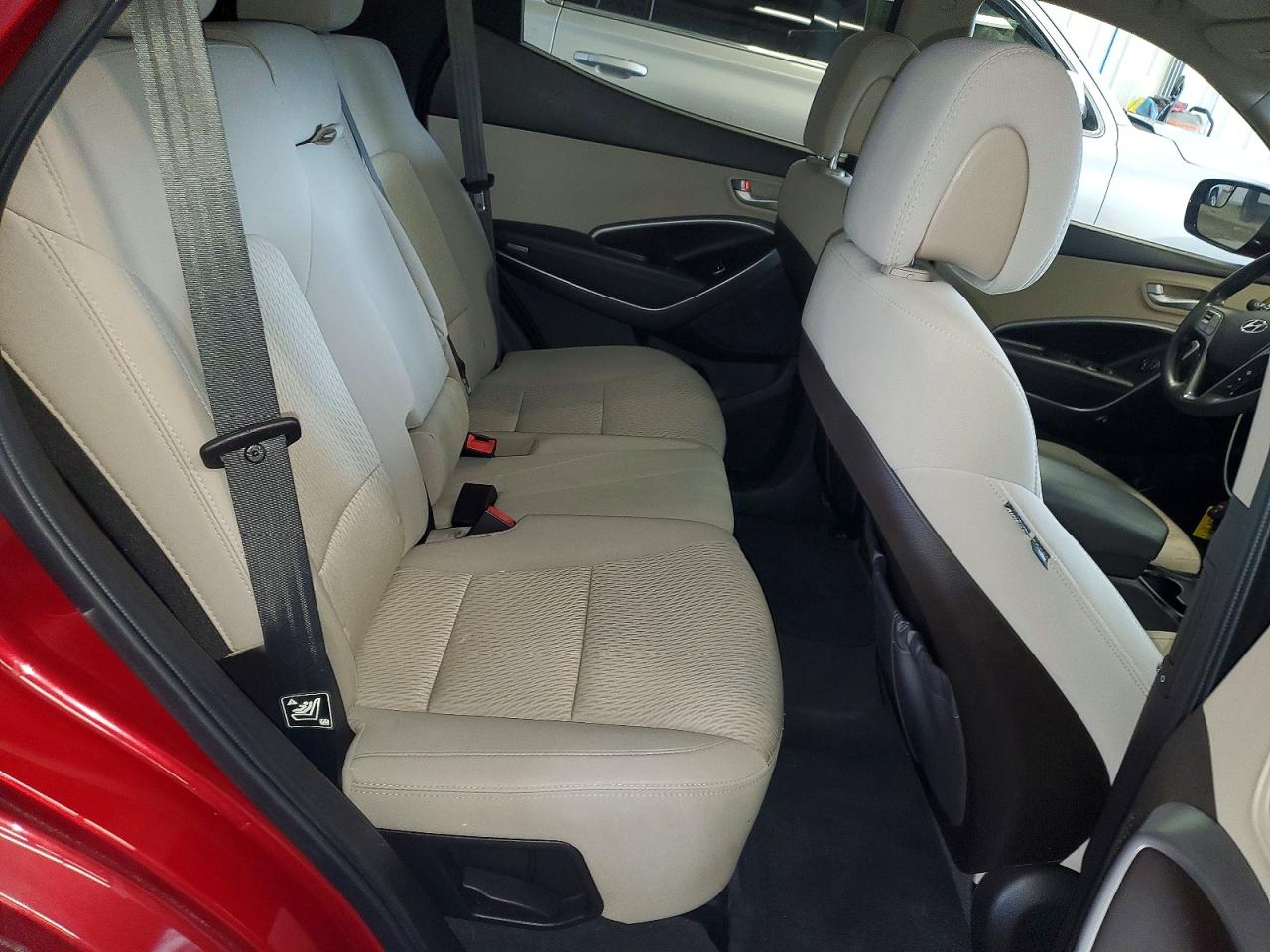 2015 Hyundai Santa Fe Sport 2.4l Maroon vin: 5XYZUDLB6FG252094