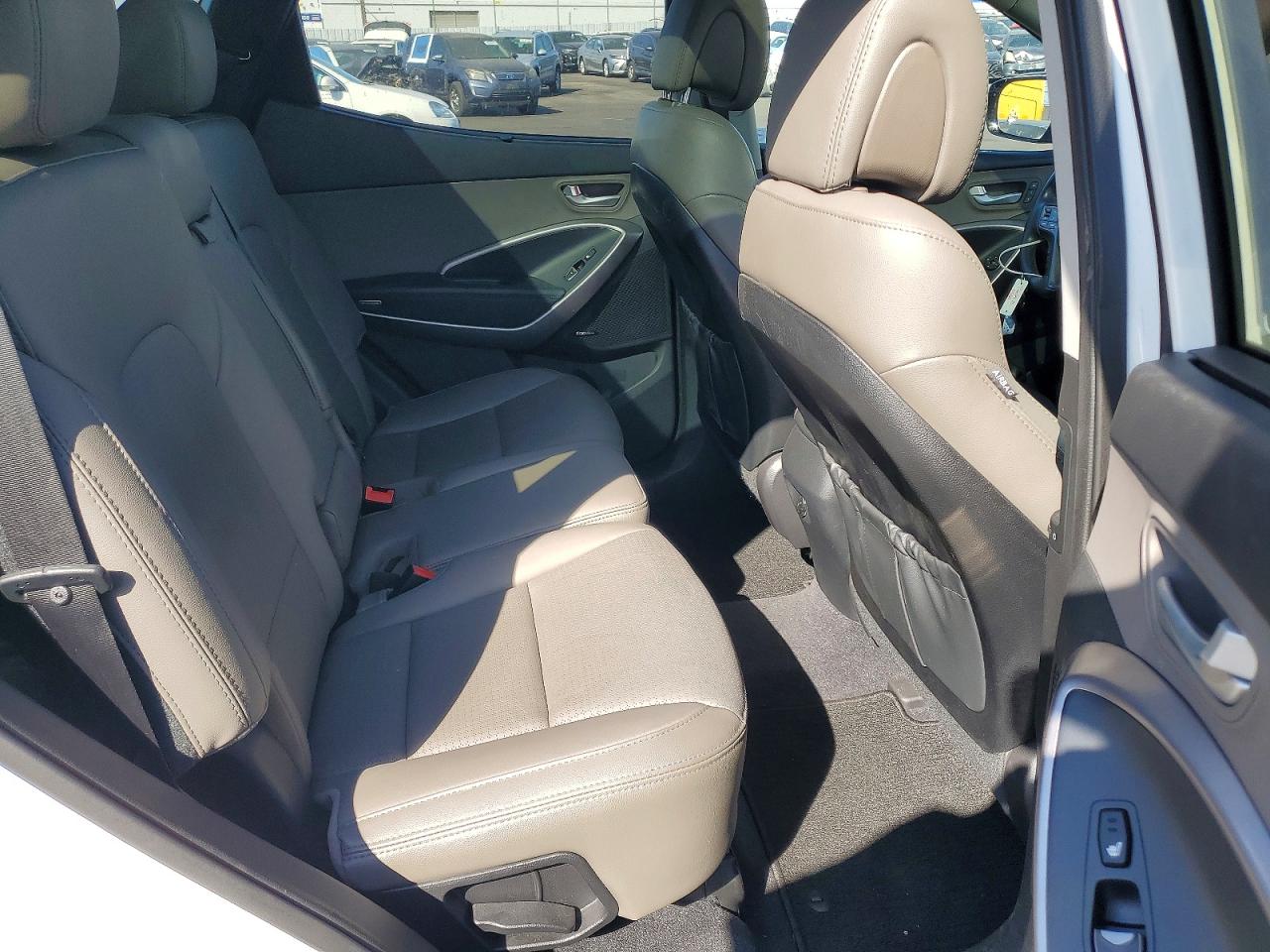 2015 Hyundai Santa Fe Sport 2.4l Белый vin: 5XYZUDLB6FG290859