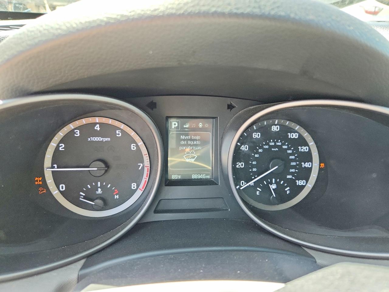 2017 Hyundai Santa Fe Sport 2.4l Черный vin: 5XYZUDLB6HG398191