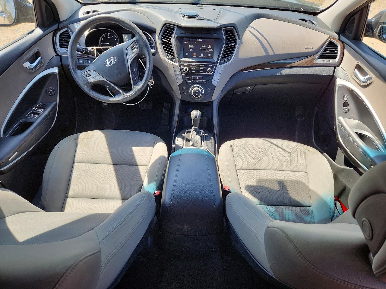 2017 Hyundai Santa Fe Sport 2.4l Черный vin: 5XYZUDLB6HG398191