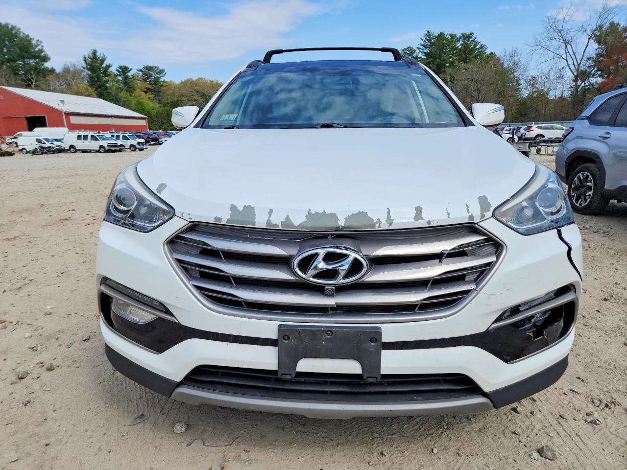 2017 Hyundai Santa Fe Sport 2.4l White vin: 5XYZUDLB6HG411456